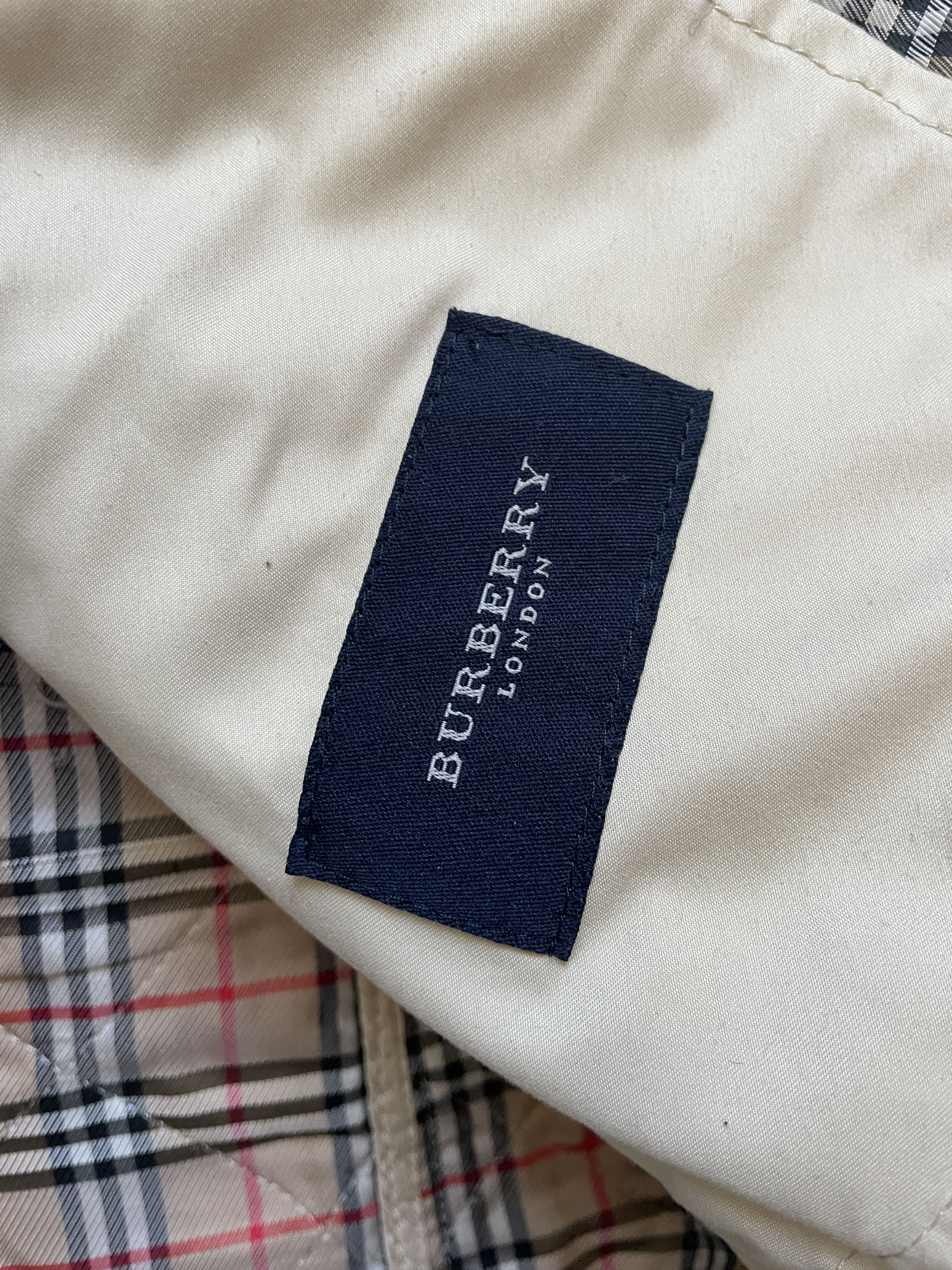 Burberry VINTAGE 90S BURBERRYS OLD MONEY BEIGE QUILTED COAT JACKET Size L / US 10 / IT 46 - 9 Thumbnail