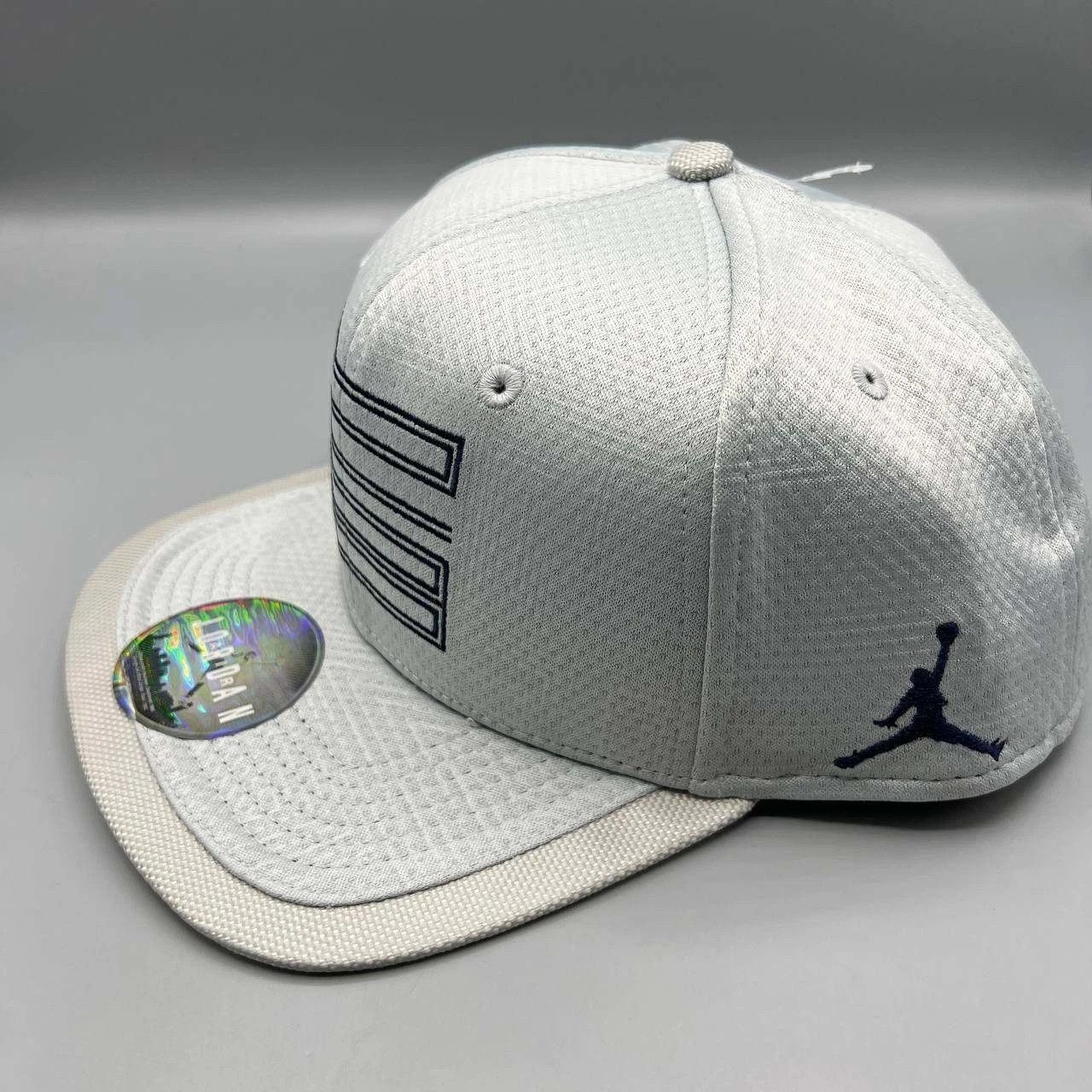 Jordan Brand Air Jordan 11 Hat Men Gray Embroidered Logo Snap Back Cap Size ONE SIZE - 7 Thumbnail