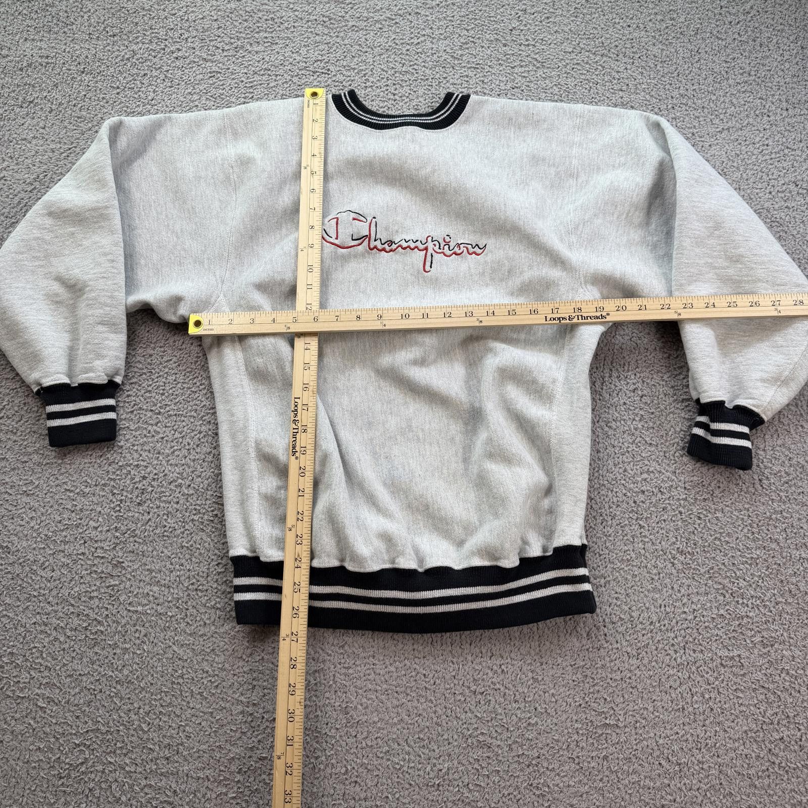 Champion Vintage 90s Champion Reverse Weave Crewneck Sweatshirt XL US Size US XL / EU 56 / 4 - 4 Thumbnail