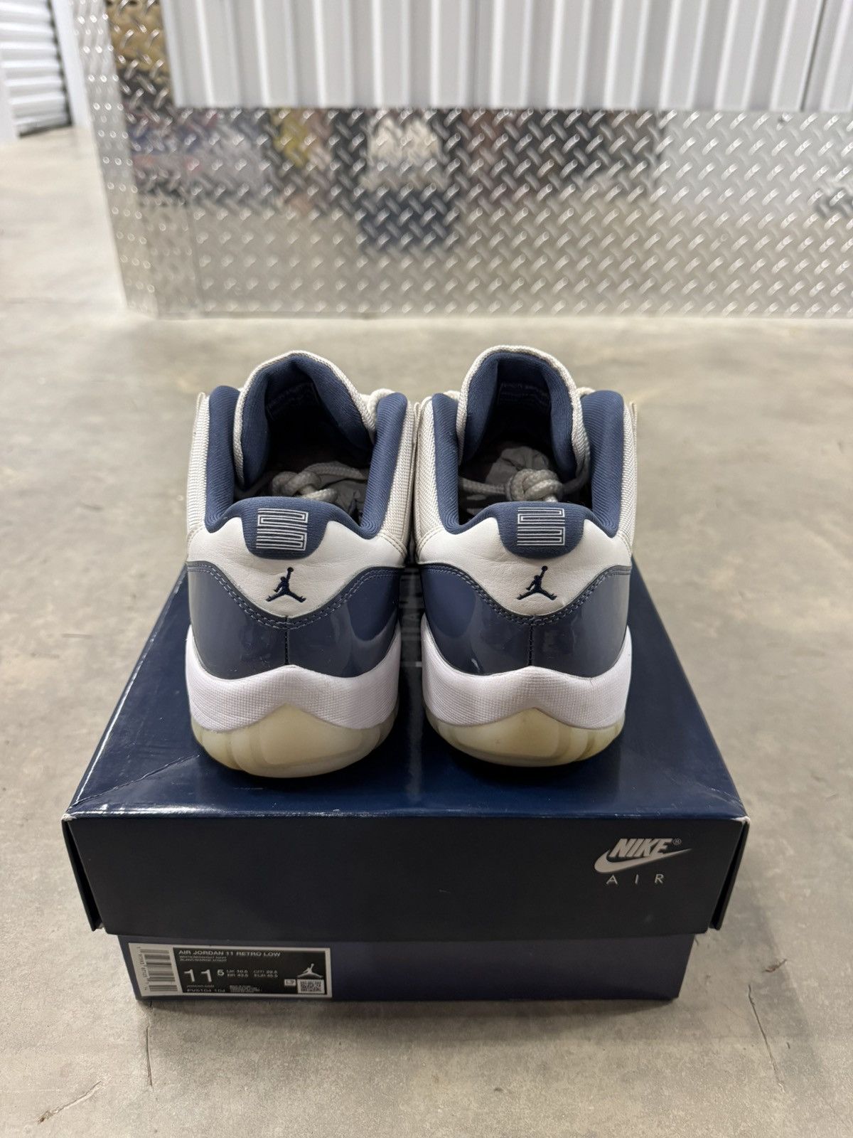 Jordan Brand Jordan 11 Retro Low Diffused Blue Size 11.5 Size US 11.5 / EU 44-45 - 5 Thumbnail