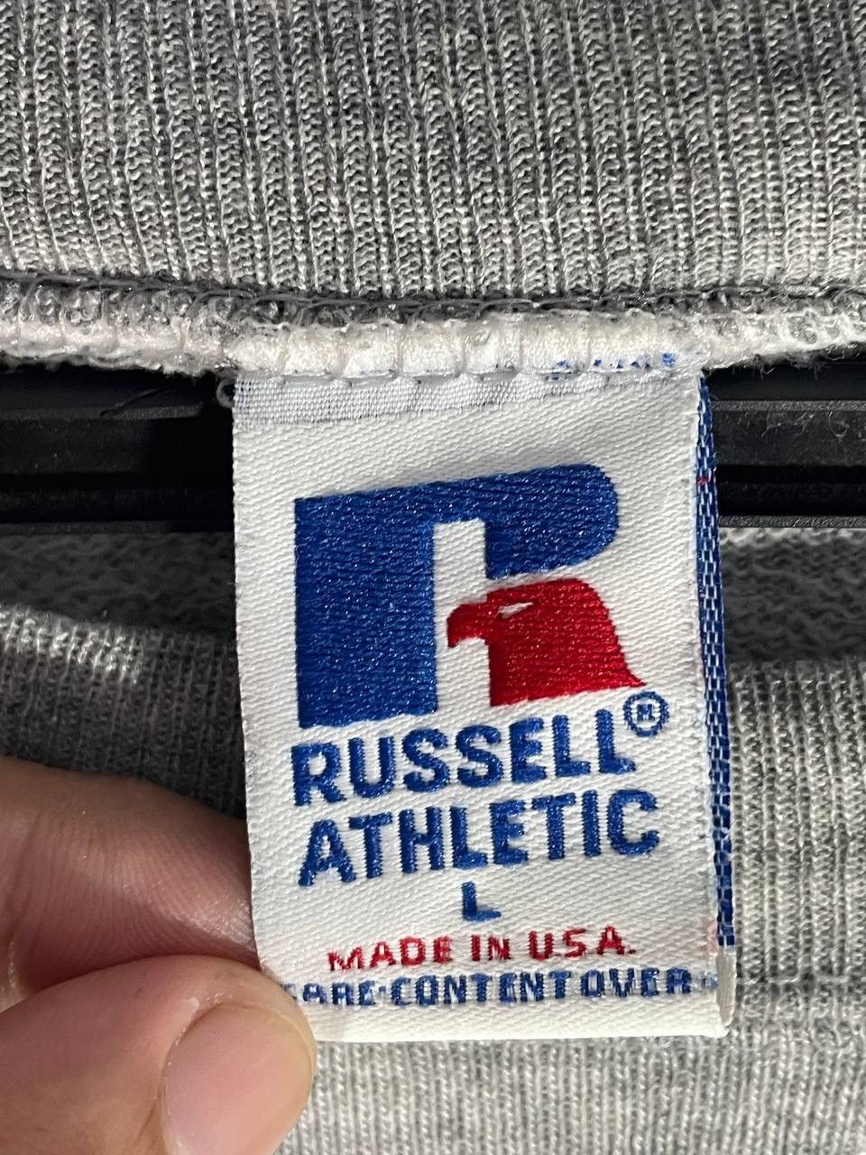 Russell Athletic Vintage 90s rusell athletic sweatshirt jumper size L Size US L / EU 52-54 / 3 - 5 Thumbnail