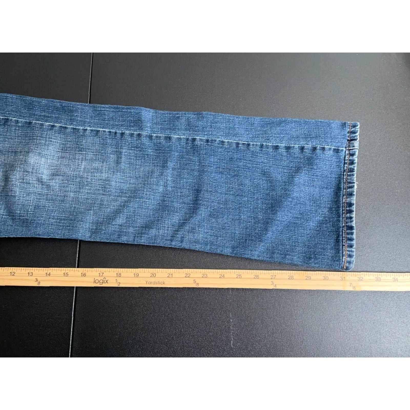 Levi's VINTAGE Levi's Jeans Bootcut 527 36 x 31 Men's Denim Blue Paint Marks 5-Pocket Retro Grunge Mens Size 36 Regular Inseam 31 Size US 36 / EU 52 - 6 Thumbnail