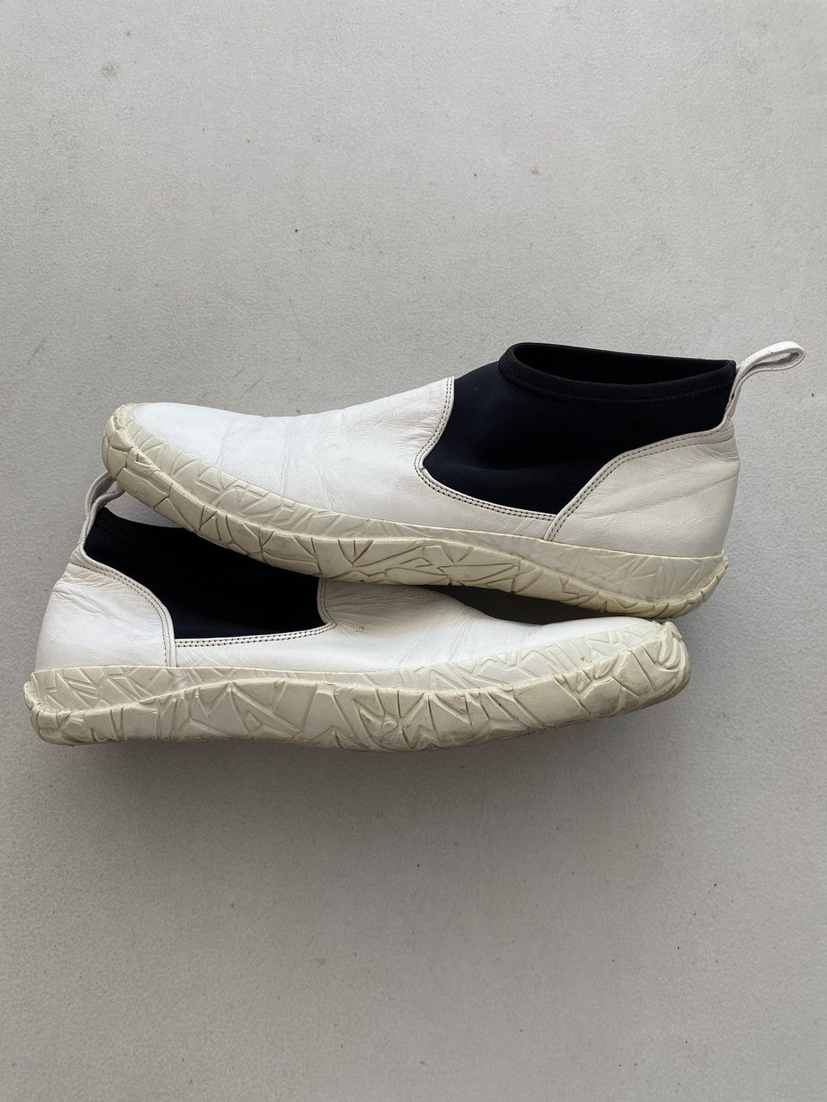 Issey Miyake × Japanese Brand Issey Miyake Men White Vulcanized Mid-Top Size US 10 / EU 43 - 6 Thumbnail