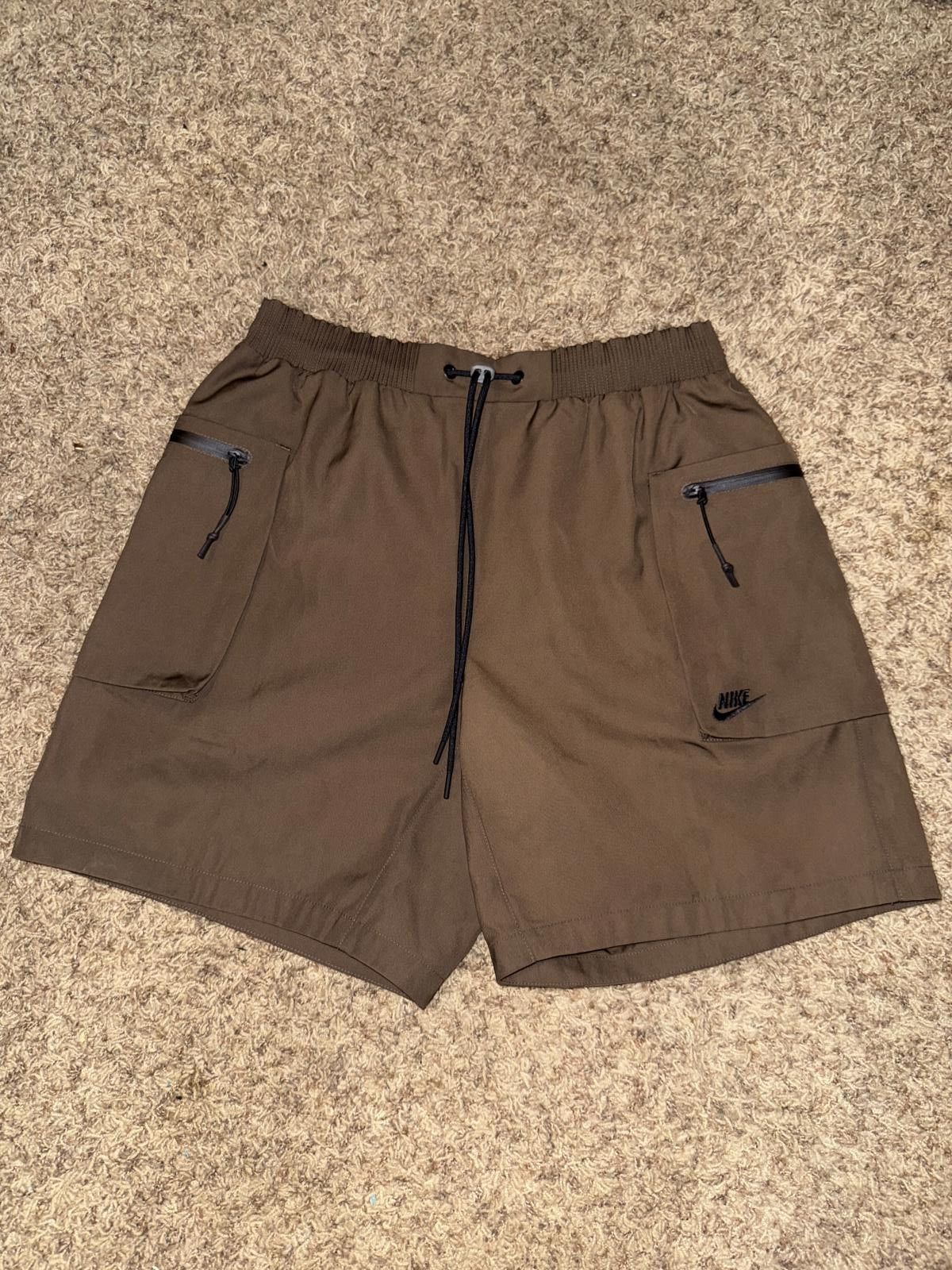 Nike Nike Sportswear Tech Pack Brown Woven Utility Shorts Smaple Size US 32 / EU 48 - 1 Thumbnail