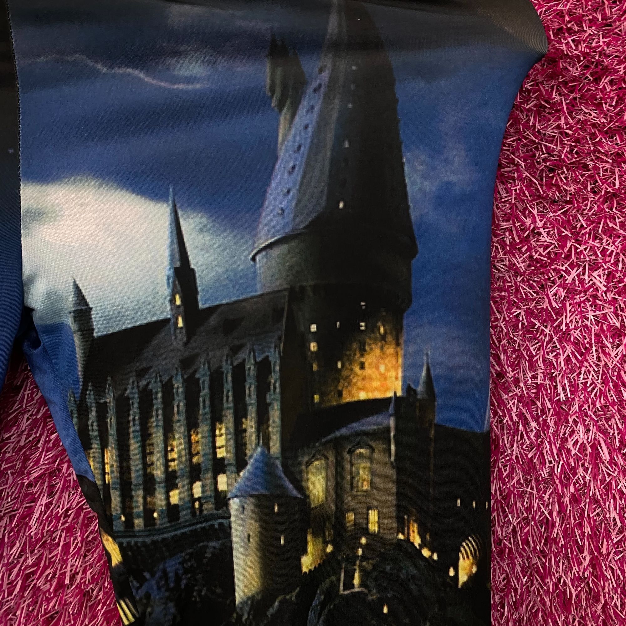 Warner Bros Harry Potter Hogwarts-Themed Graphic Leggings XS Size 26" / US 2 / IT 38 - 2 Thumbnail
