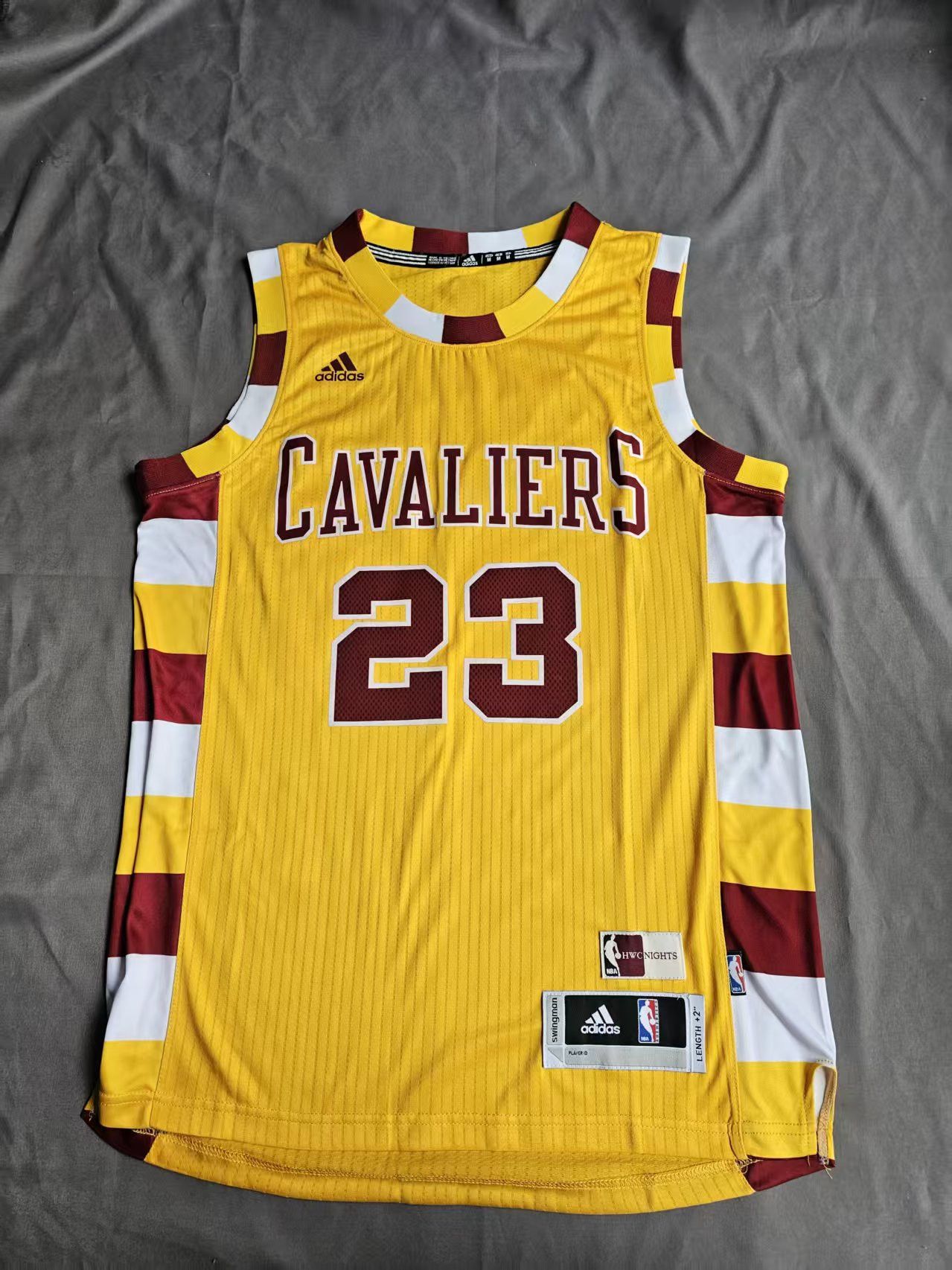 NBA #23 LeBron James Jersey Cavaliers Yellow Size US L / EU 52-54 / 3 - 2 Thumbnail