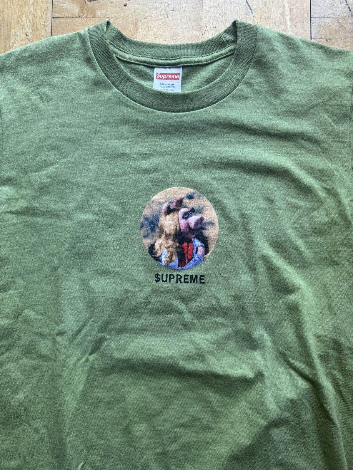 Supreme SUPREME MISS PIGGY TEE Size US S / EU 44-46 / 1 - 2 Thumbnail