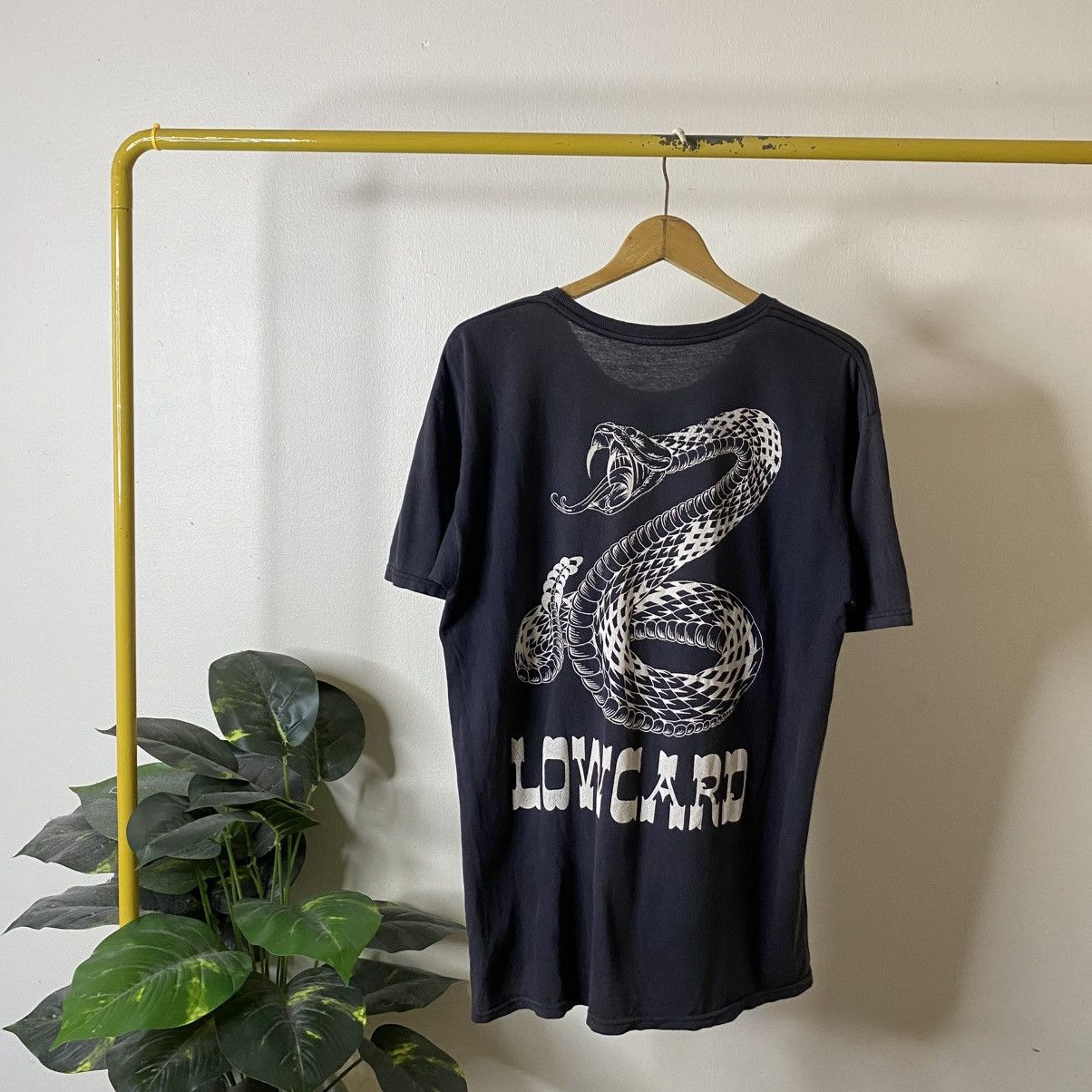 Vintage Vintage 2000s Lowcard Skateboard Rare Skater T Shirt Size US L / EU 52-54 / 3 - 1 Thumbnail