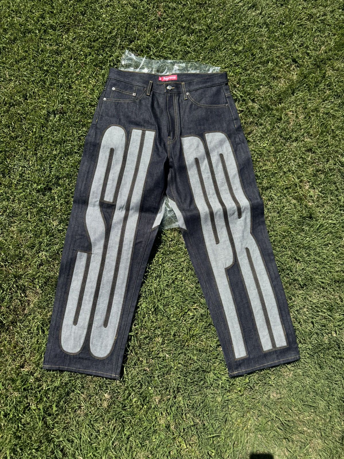 Supreme Supreme Inset Spell out Baggy Jean Size US 32 / EU 48 - 1 Thumbnail