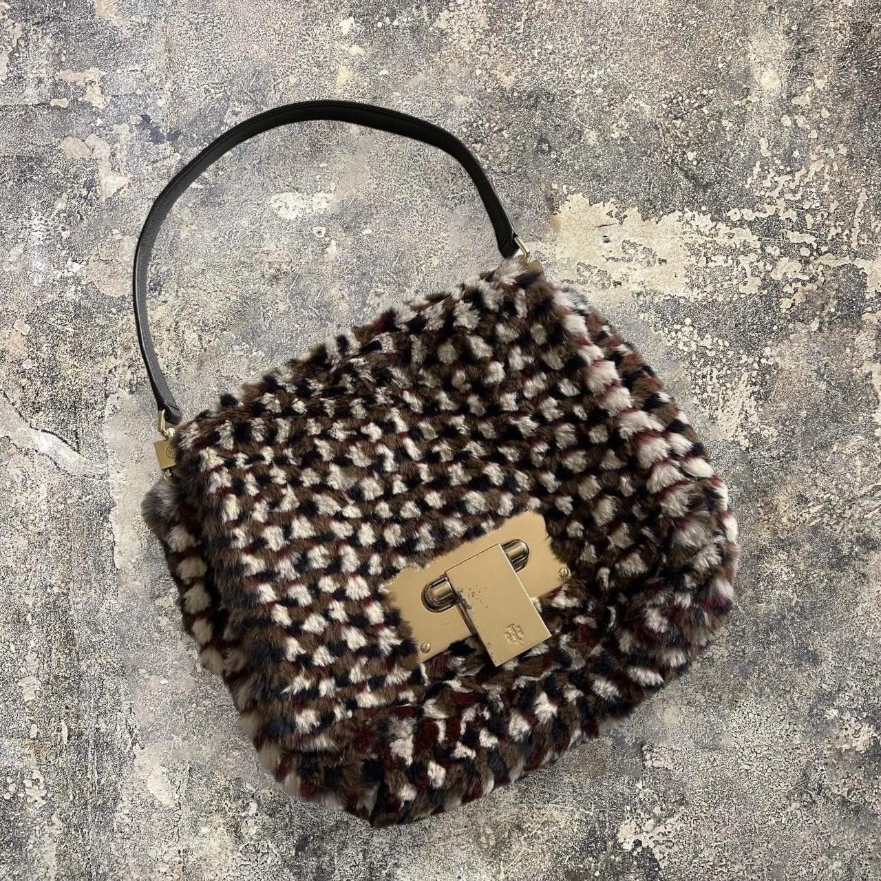 Tory Burch Tory Burch Rabbit fur bag kidcore hippie real fur Size ONE SIZE - 1 Thumbnail