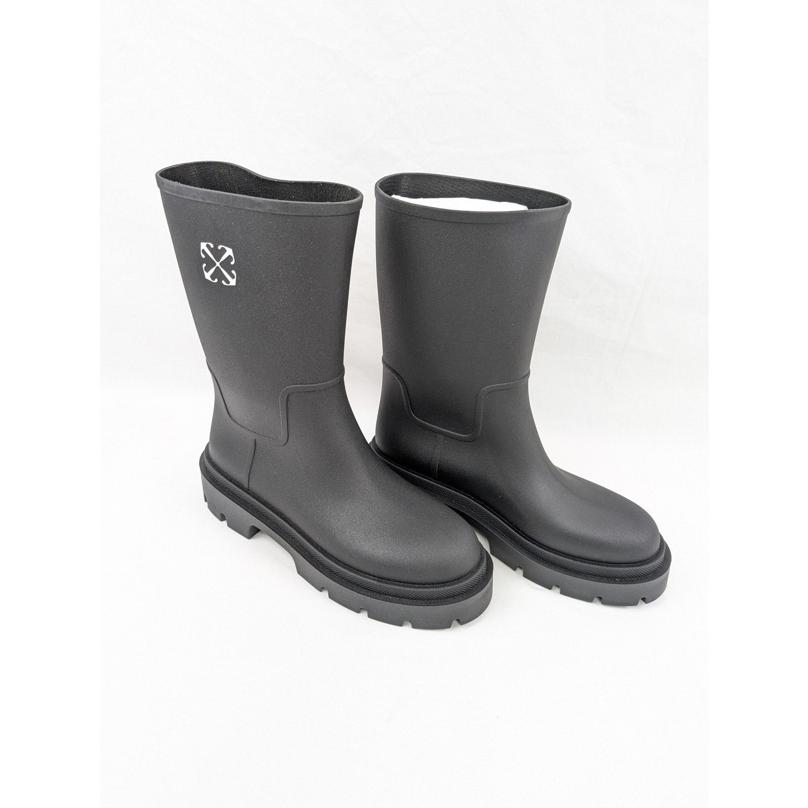 Off-White o1rshd1 Reboot Arrow Boots in Black Size US 12 / EU 45 - 9 Thumbnail