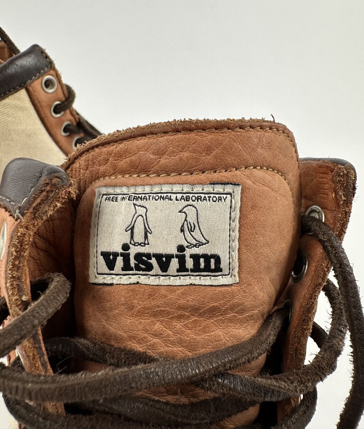 Visvim Visvim - High-top Leather Sneaker Size US 8 / EU 41 - 10 Thumbnail
