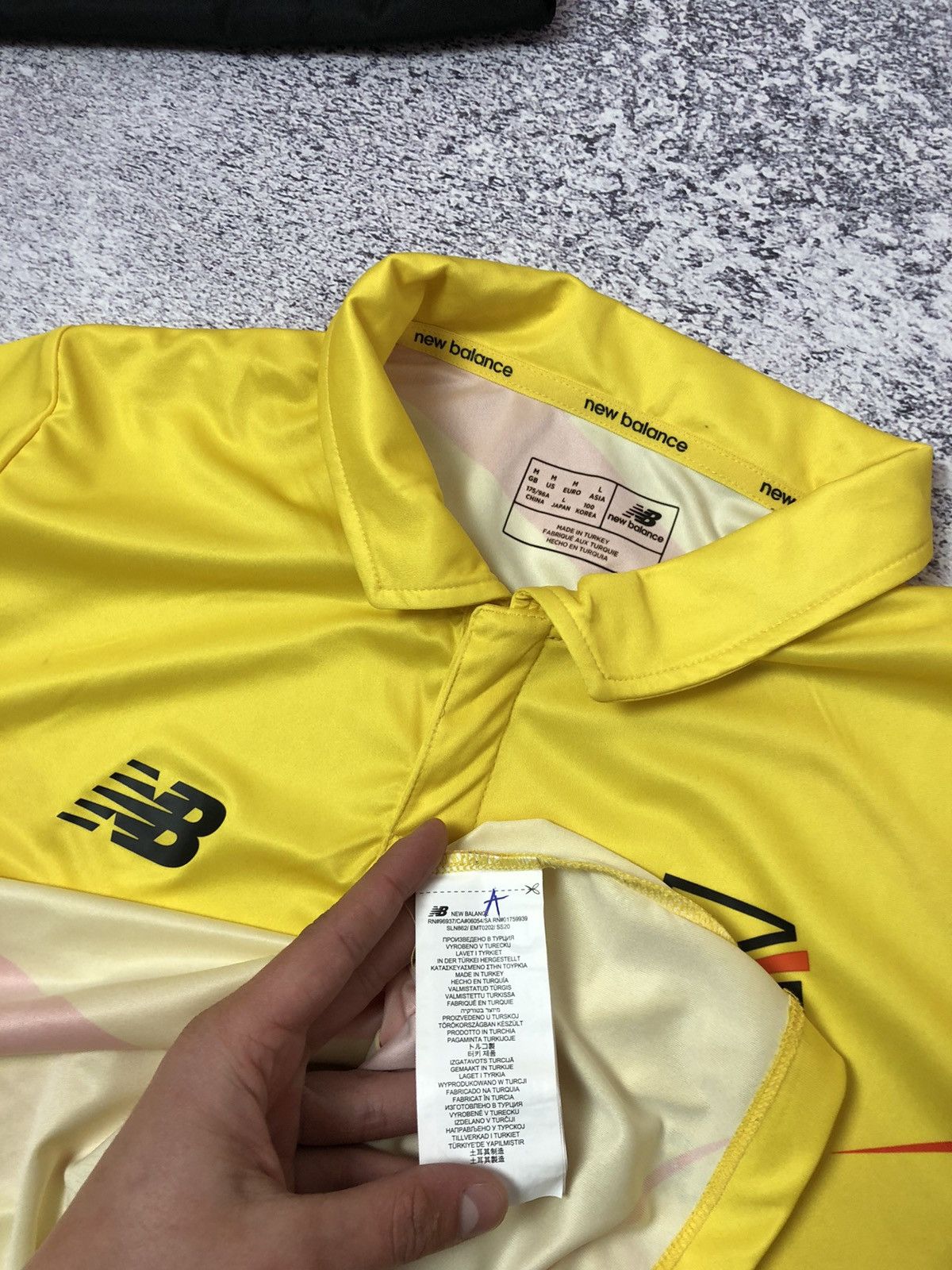 New Balance Soccer jersey New Balance Trent Rockets size M y2k men’s USA Size US M / EU 48-50 / 2 - 5 Thumbnail