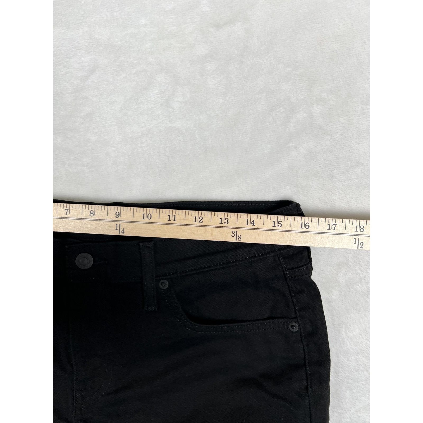 Levi's Levi's Mid Length Shorts Womens 31 Black Denim Jean Cutoff C Size 31" - 4 Thumbnail