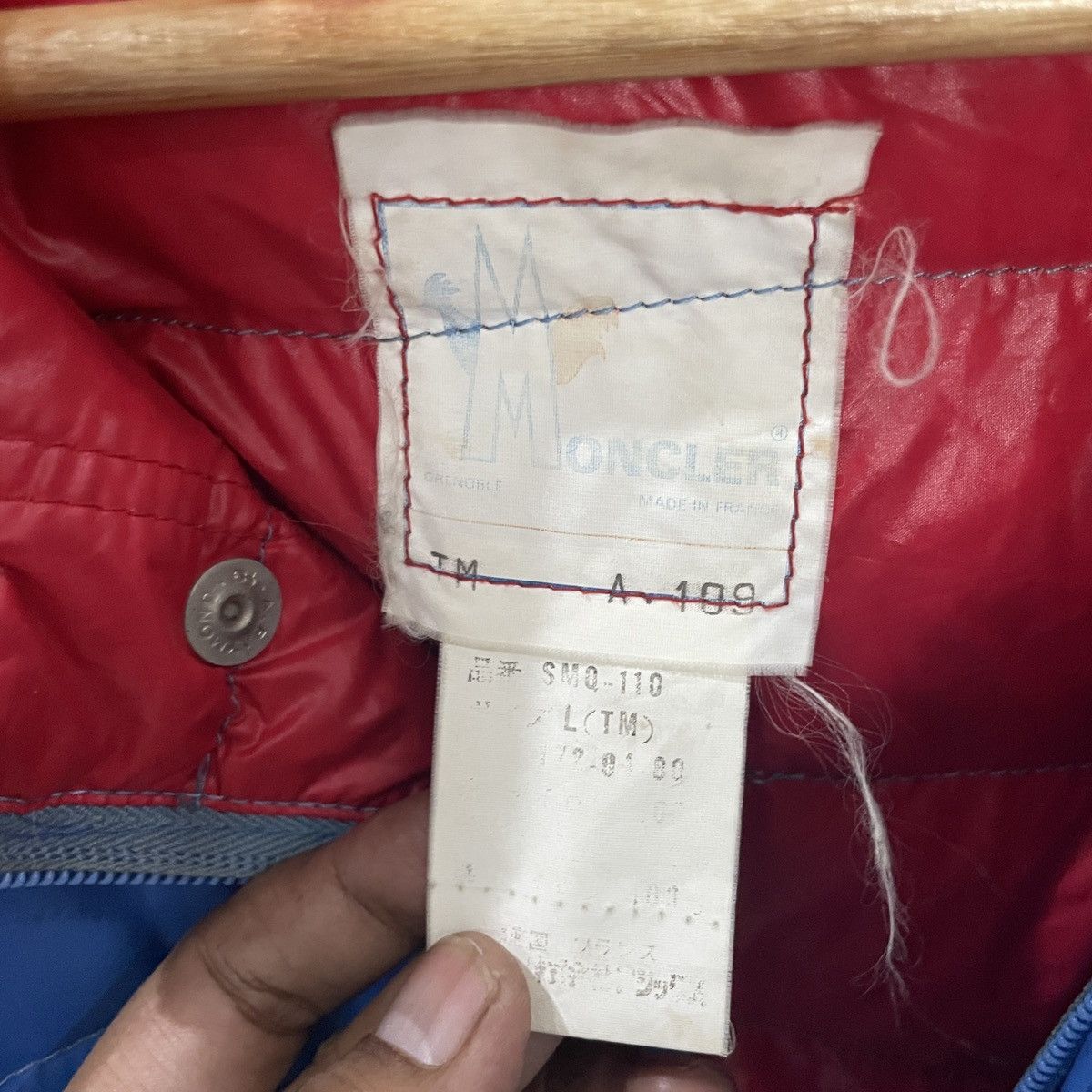 Moncler Vintage Moncler Puffer Jacket Size US L / EU 52-54 / 3 - 7 Thumbnail