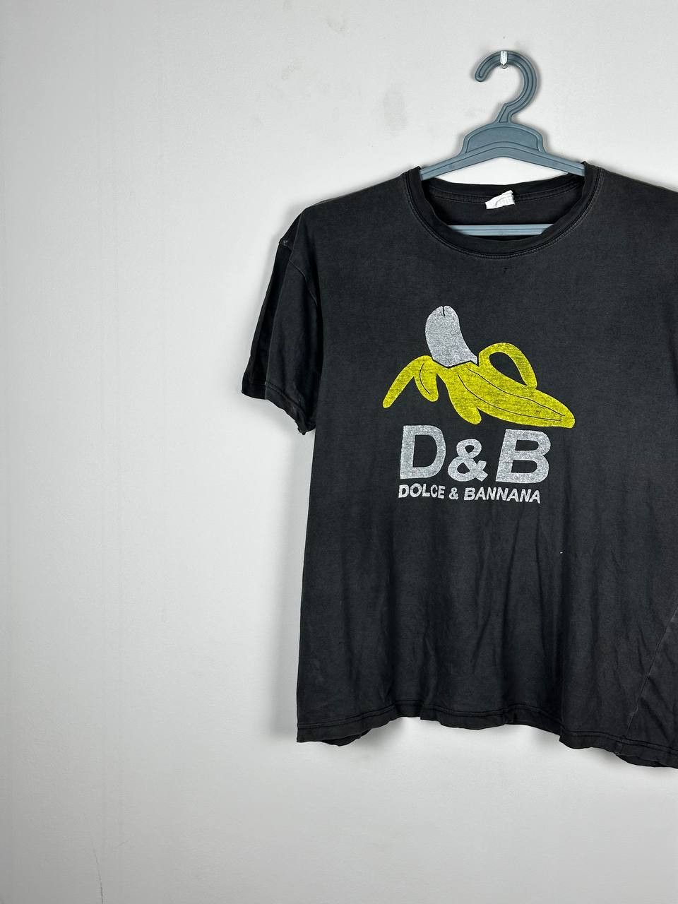 Vintage Vintage Dolce & Bannana Humour Faded To Grey T-shirt Size US M / EU 48-50 / 2 - 2 Thumbnail