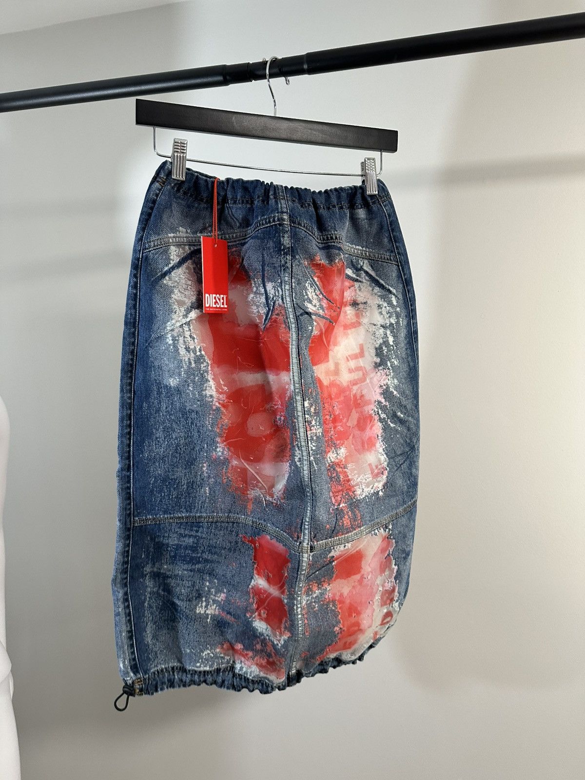 Diesel Diesel Emblemed Mini Skirt Size 28" / US 6 / IT 42 - 7 Thumbnail