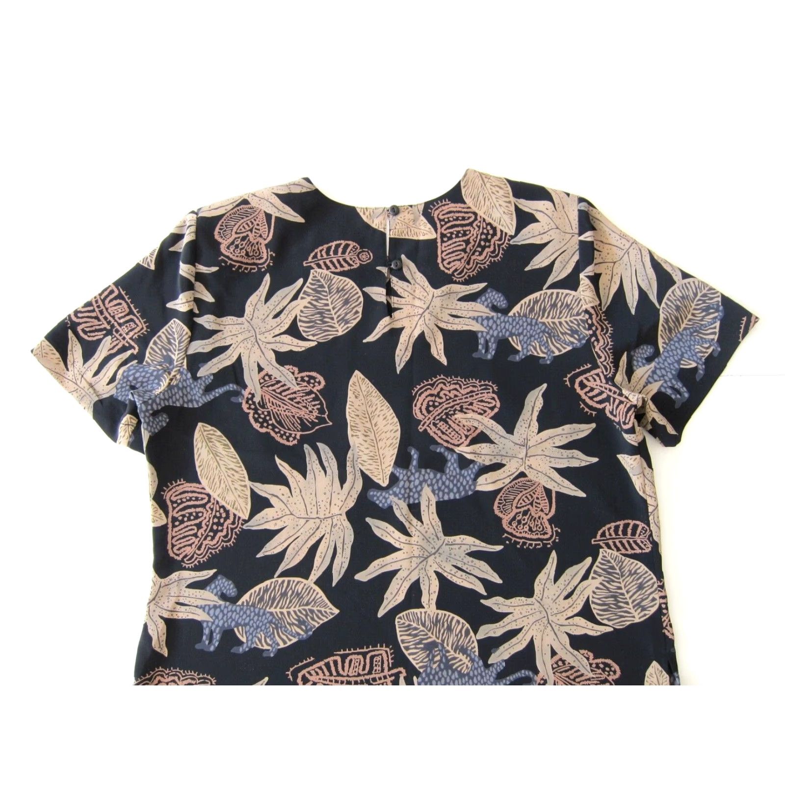 Vintage Kathy Che Black Brown Blue Tiger Floral Crew Neck Short Sleeve Tunic Blouse M Women Shirt Blouse Tiger Floral Crew Neck Short Sleeve Tunic Blouse M Size M / US 6-8 / IT 42-44 - 6 Thumbnail
