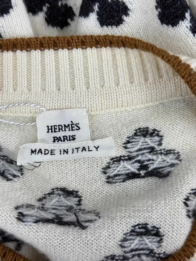 Hermes Hermes White four-leaf clover cashmere cardigan Size XS / US 0-2 / IT 36-38 - 4 Thumbnail