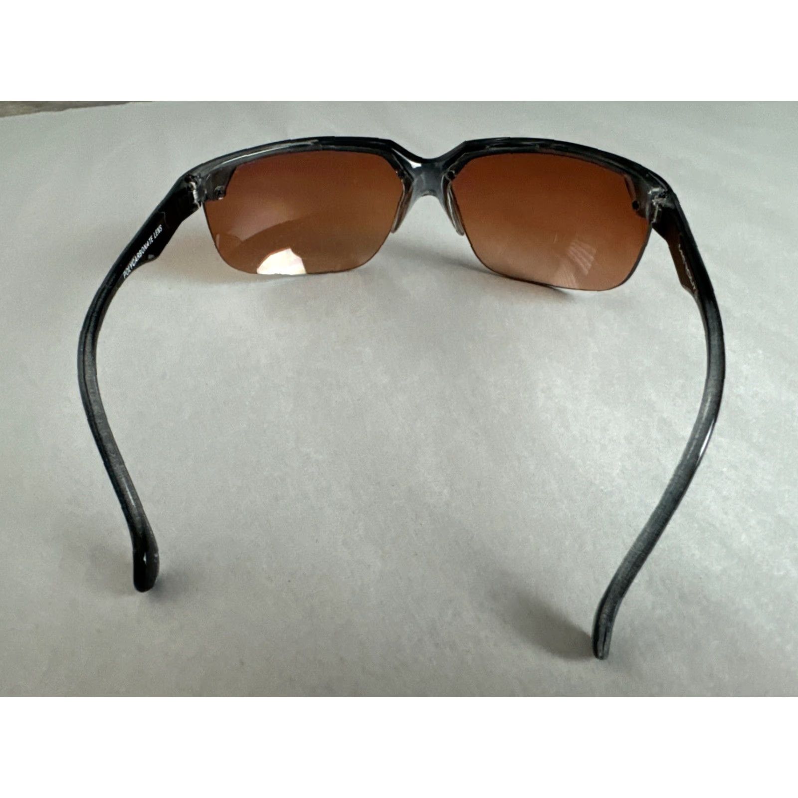 Vintage Microlite Sunglasses Polycarbonate Lens Men’s Adult Unisex Brown Frame Unisex Adults Lens Material Polycarbonate — pre owned Size ONE SIZE - 4 Thumbnail