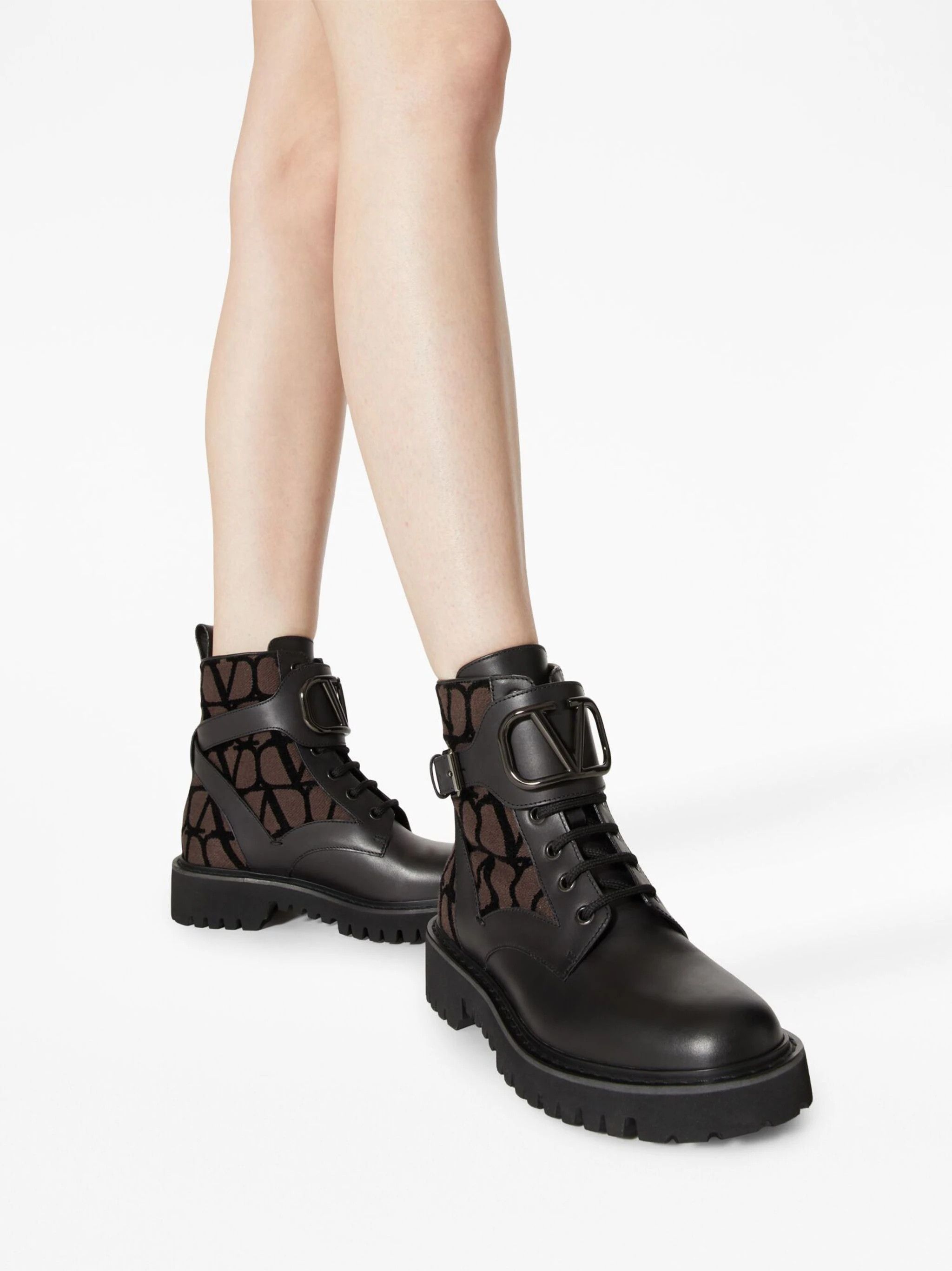 Valentino o1s22i1n0924 Leather Canvas Ankle Boots in Black Size US 8 / IT 38 - 6 Thumbnail