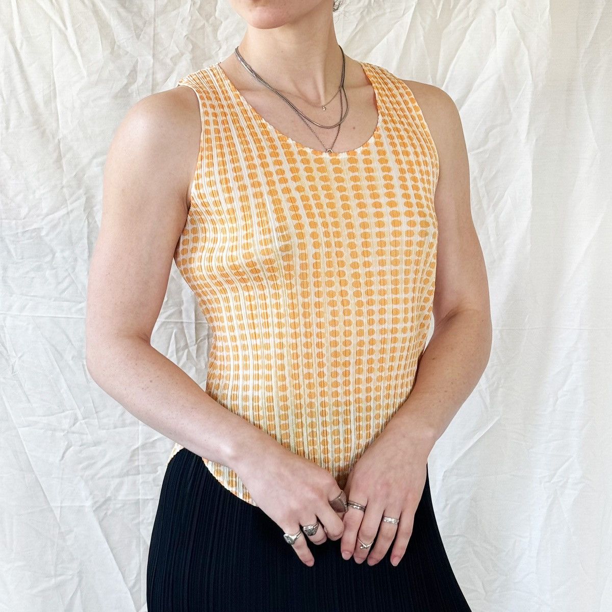 Issey Miyake × Pleats Please Issey Miyake Pleats Please SS 2001 Yellow Dot Tanks Size M / US 6-8 / IT 42-44 - 2 Thumbnail
