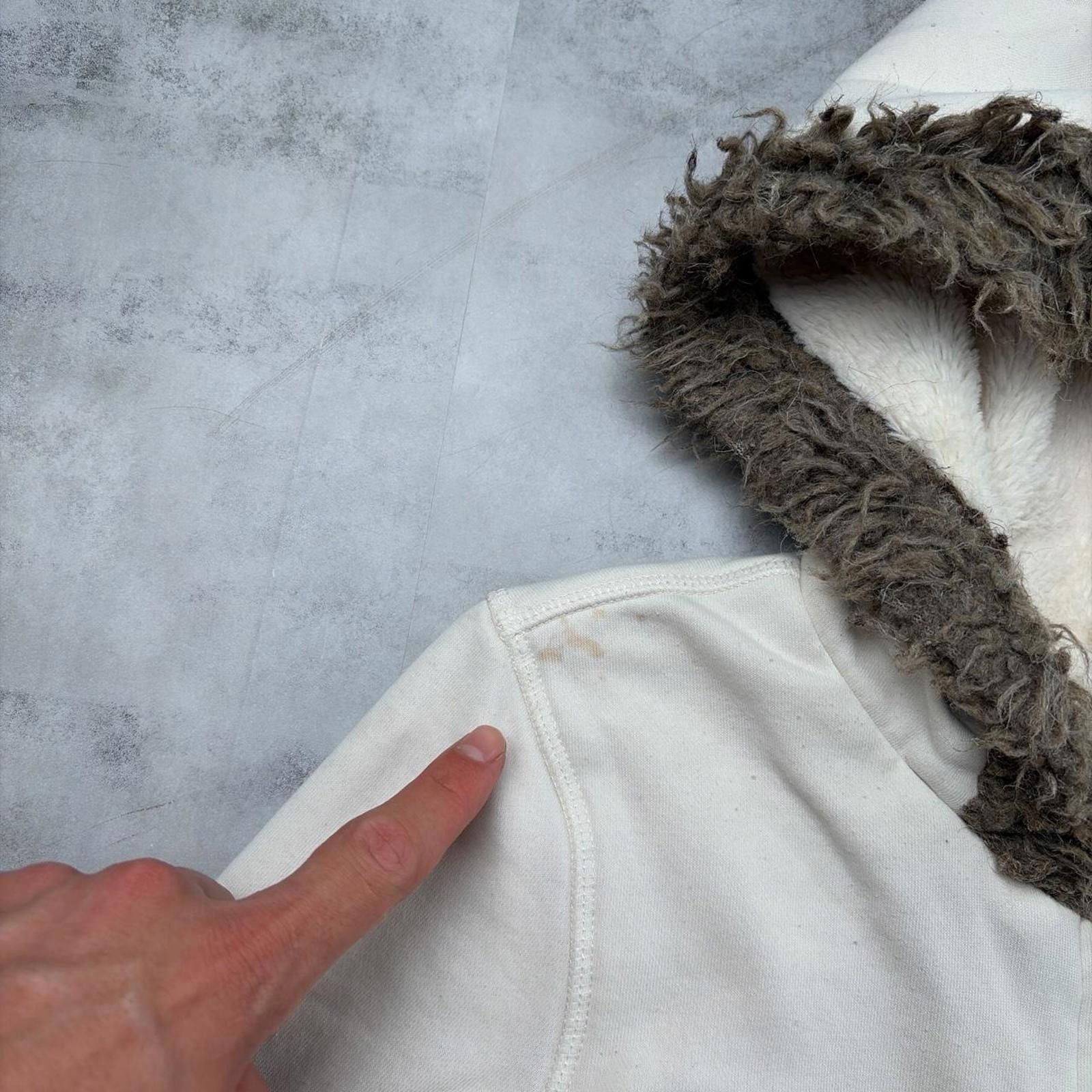 Guess Y2K White Guess Grunge Sherpa Lined Faux Fur Zip Up Hoodie Size S / US 4 / IT 40 - 5 Thumbnail