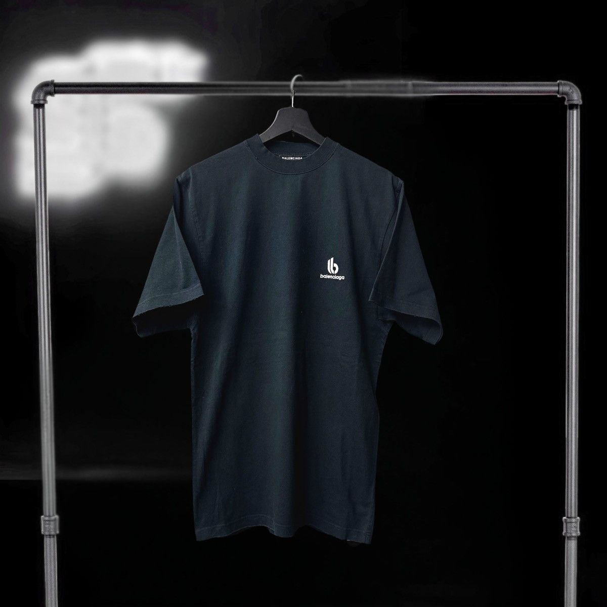 Balenciaga Balenciaga Destroy Double B Boxy Logo T-Shirt Size US S / EU 44-46 / 1 - 1 Thumbnail