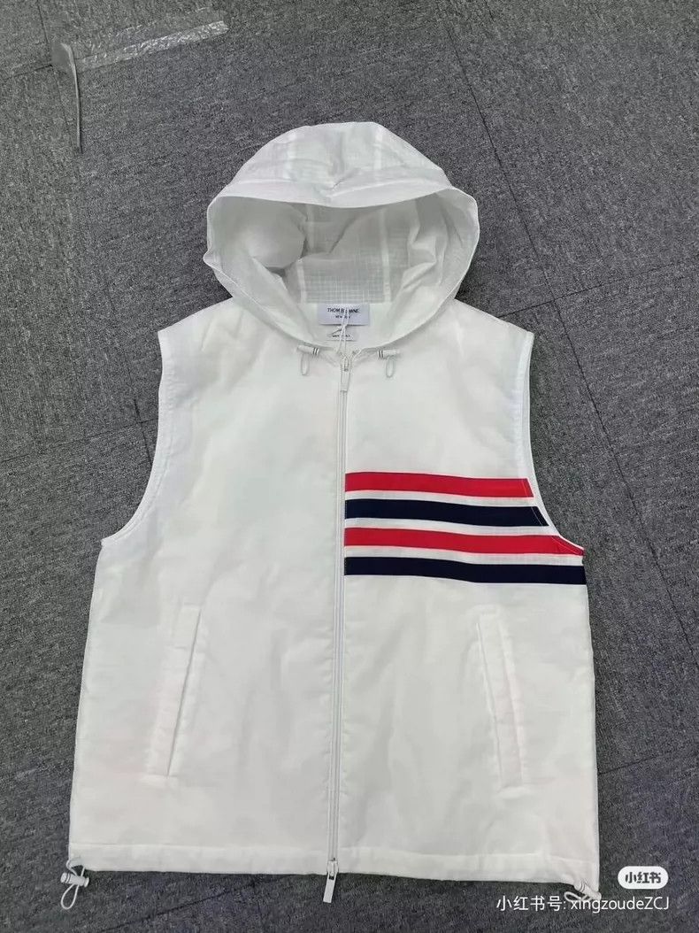 Thom Browne Thom Browne Nylon hooded vest Size US M / EU 48-50 / 2 - 1 Thumbnail