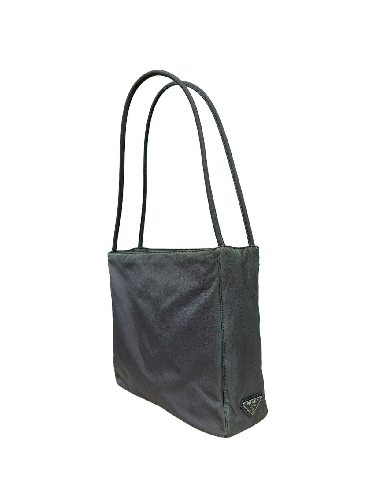 Prada × Vintage AUTHENTIC VINTAGE PRADA NYLON TOTE BAG Size ONE SIZE - 1 Thumbnail