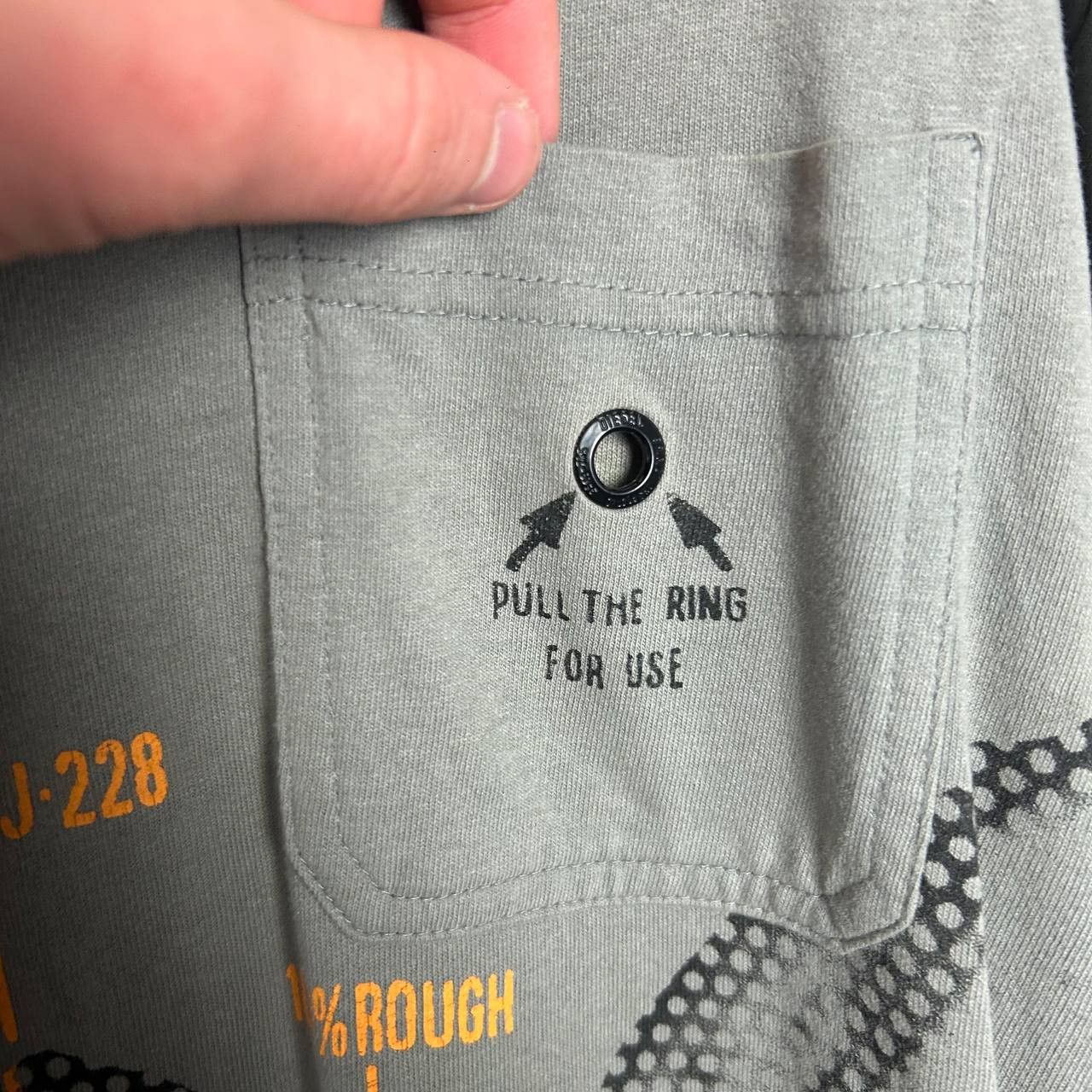 Diesel Designer Diesel Graphic logo y2k streetwear longsleeve Size US L / EU 52-54 / 3 - 11 Thumbnail