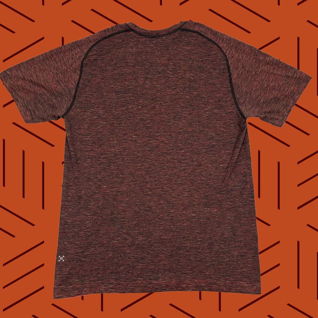 Lululemon Lululemon Metal Vent Tech Shirt Mens L Red Multi Active Workout Running Preppy Size US L / EU 52-54 / 3 - 1 Thumbnail