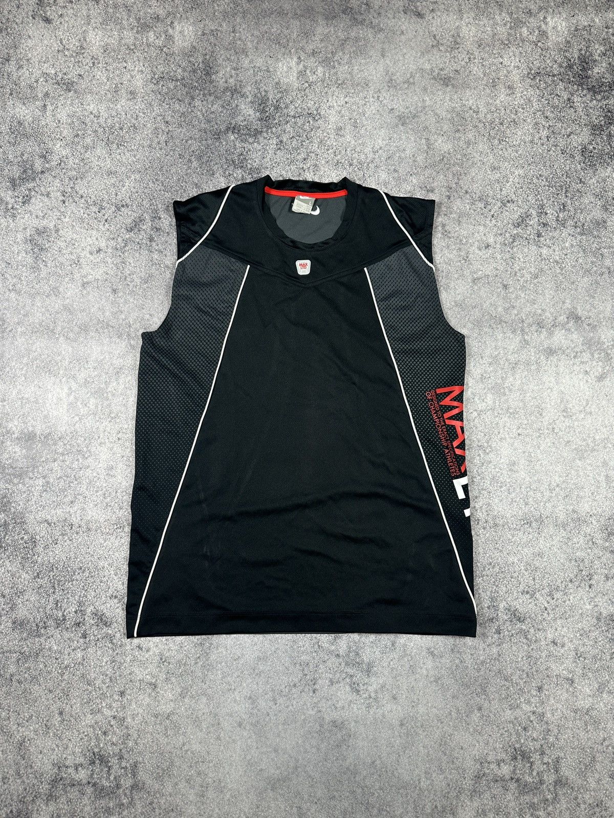 Nike Vintage Max LTD Nike Tank Top Streetwear Rare Casual USA L Size US L / EU 52-54 / 3 - 1 Thumbnail
