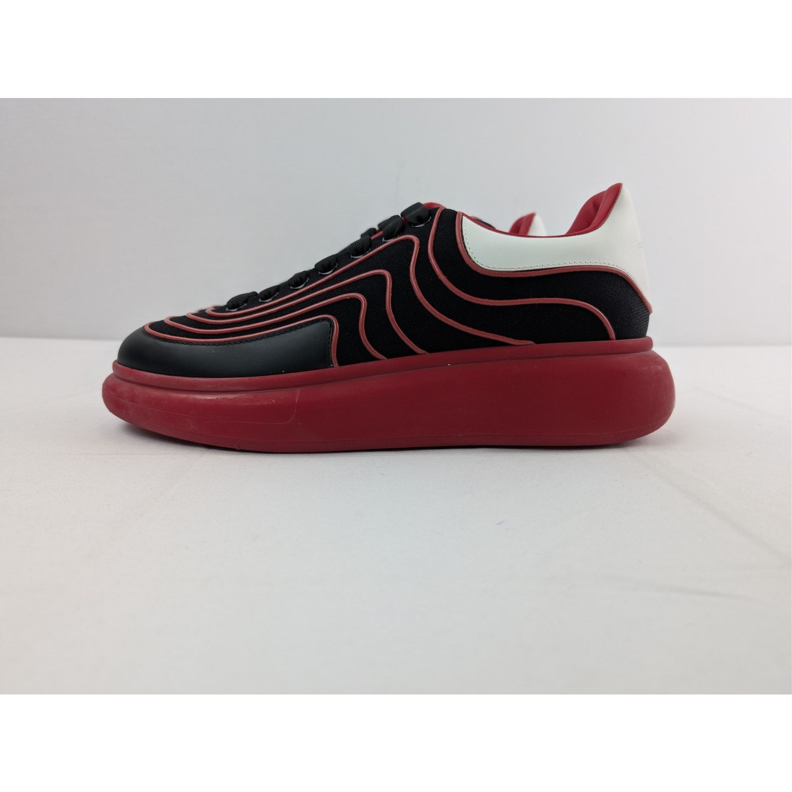 Alexander McQueen o1rshd1 Waves Knit Sneakers in Black/Red/White 43 Size US 10 / EU 43 - 10 Thumbnail