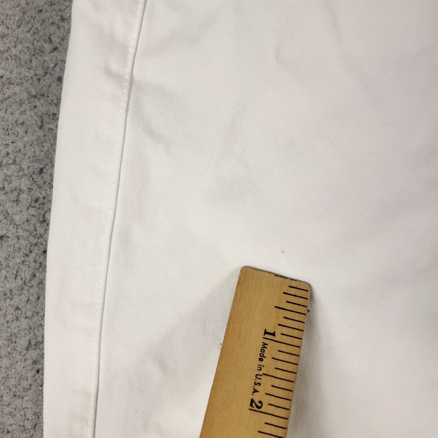 Peter Millar Peter Millar Shorts Mens Size 40 White Cotton Golf Flat Front Casual Chino Size US 40 / EU 56 - 4 Thumbnail