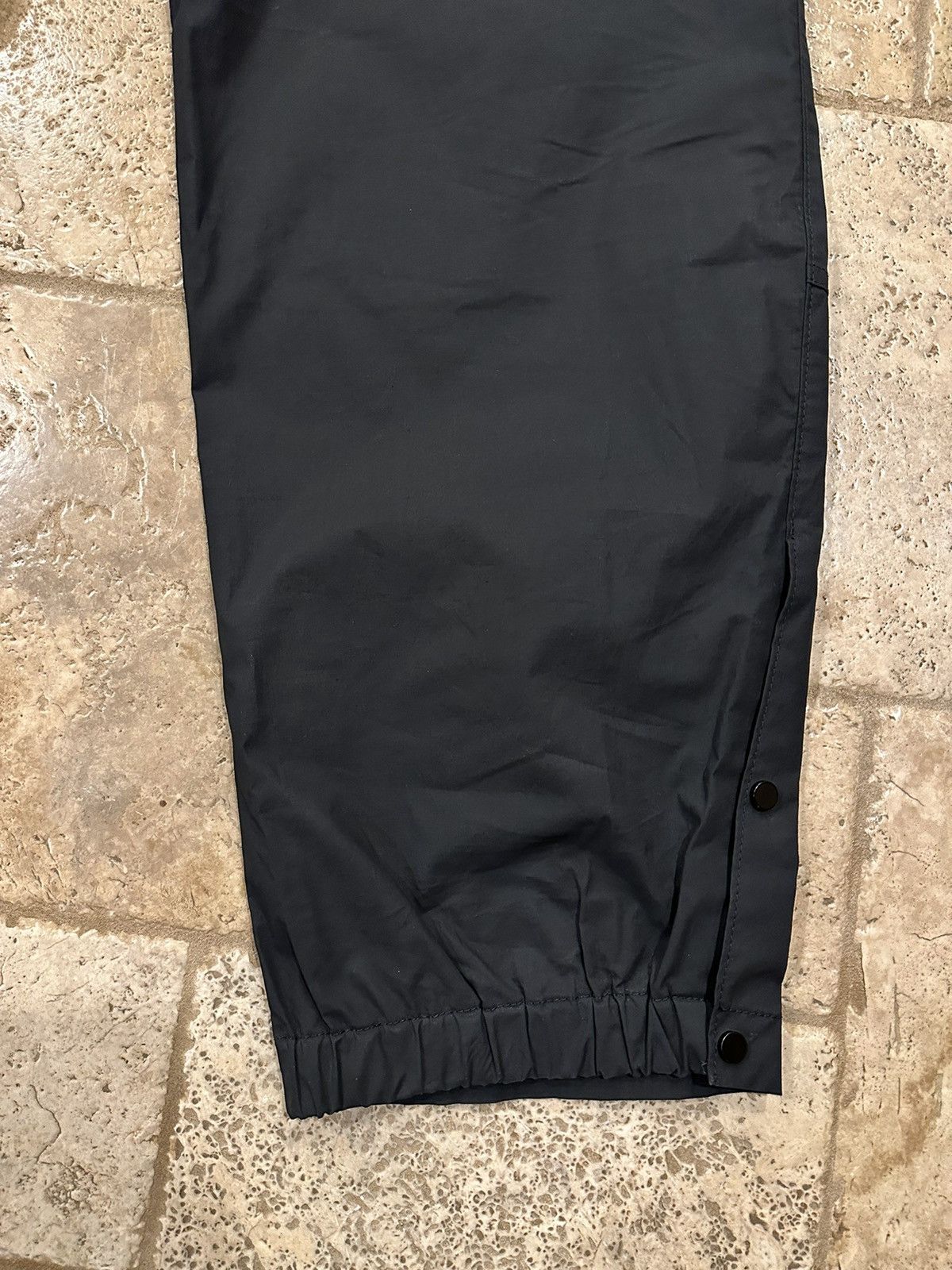 Bottega Veneta Bottega Veneta Daniel Lee Technical Coated Black Pants 2020 Size US 36 / EU 52 - 9 Thumbnail