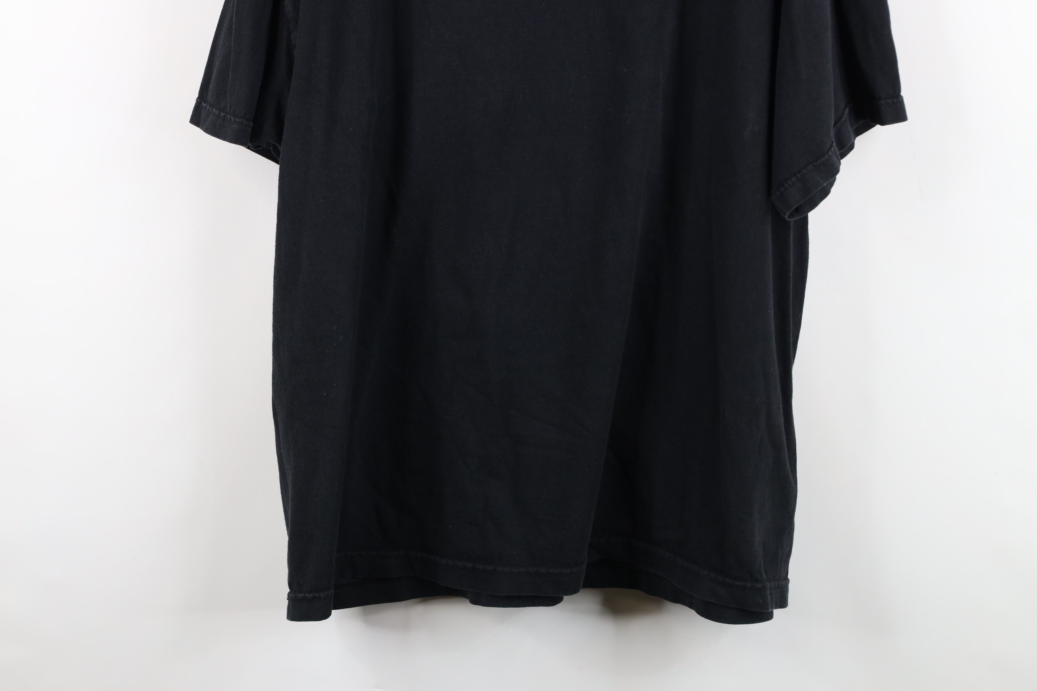 Vintage Vintage 90s Heavyweight Notre Dame University T-Shirt Black Size US XXL / EU 58 / 5 - 15 Thumbnail