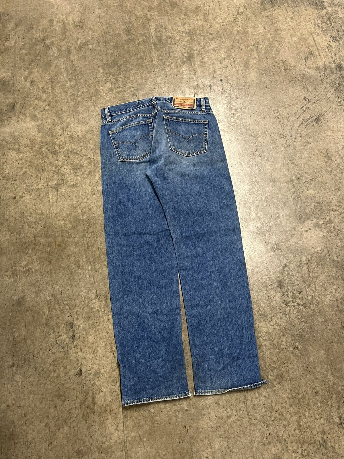 Diesel × Vintage Diesel vintage baggy fit denim skater hype rare streetwear Size US 34 / EU 50 - 5 Thumbnail