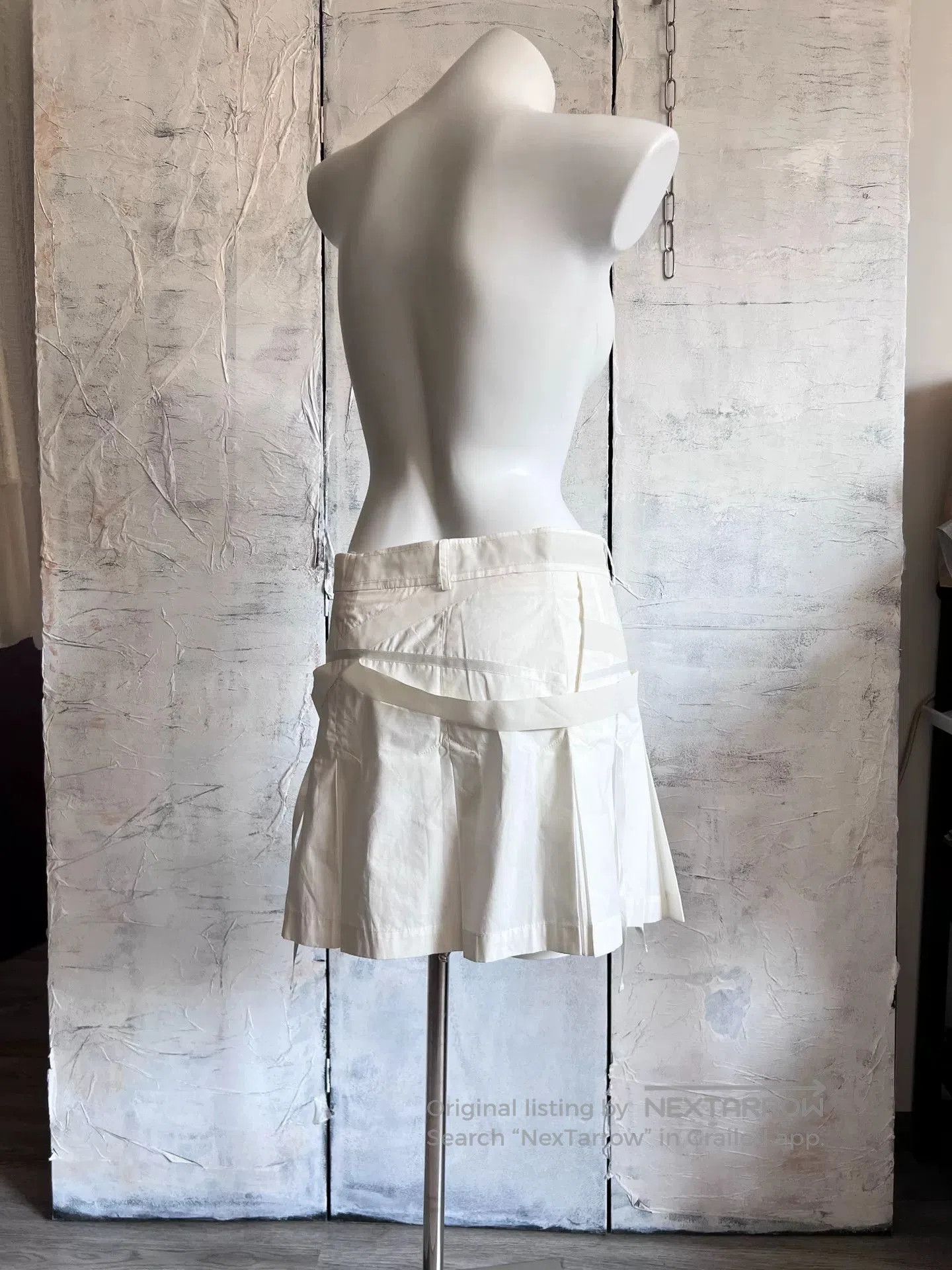 Other PAOLAFRANI White Y2K Pleated Mini Skirt. Size 41" - 3 Thumbnail