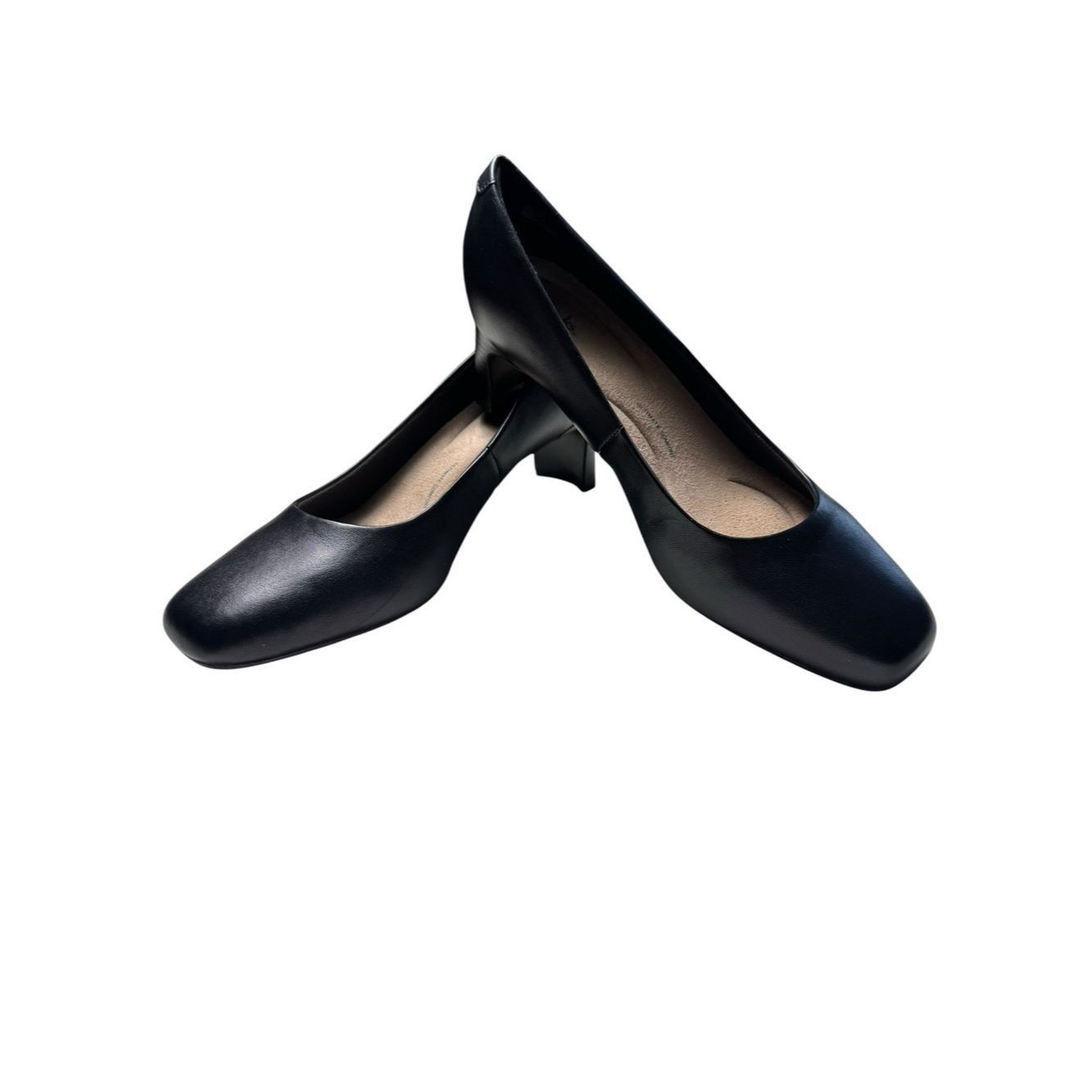 Clarks NWT New Clarks Kyndall Iris Leather Pump Shoes Size 10 Wide Size US 10 / IT 40 - 2 Thumbnail