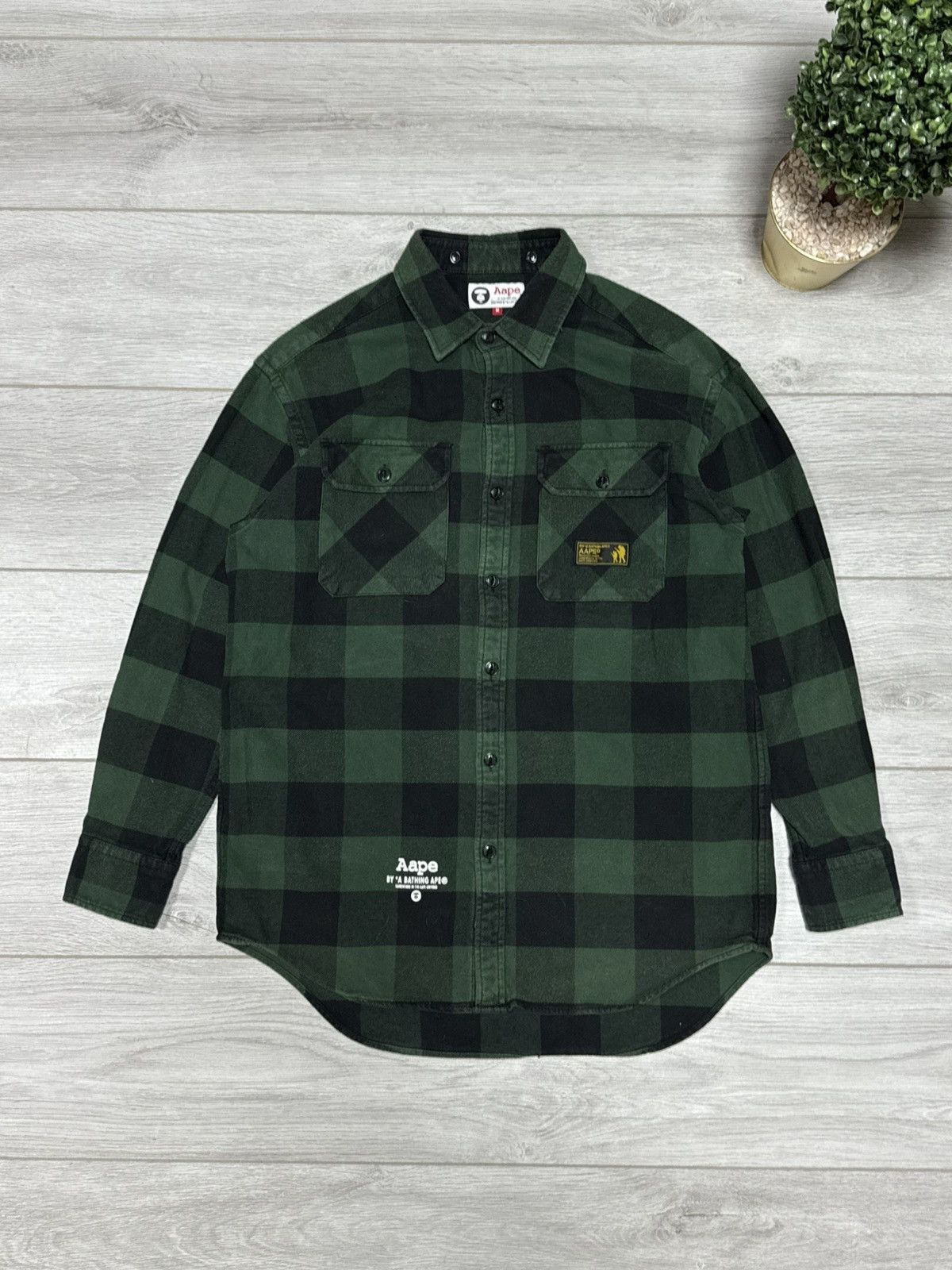 Aape Aape Bape check shirt plaid overshot spell out big logo Size US M / EU 48-50 / 2 - 3 Thumbnail