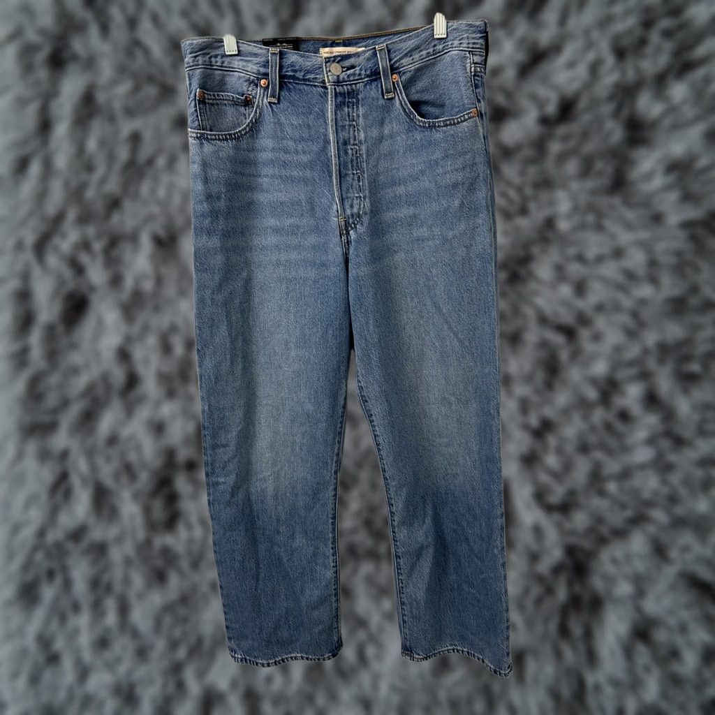 Levi's Levi's Premium Big E Jeans Womens 31x27 Blue Denim Ribcage Straight Ankle Button Size 24" / US 00 / IT 34 - 1 Thumbnail