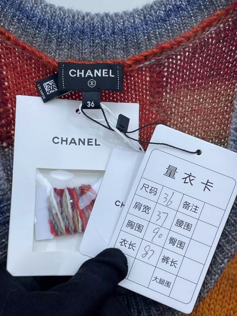 Chanel Chanel 24A sheep wool color block stitching knitted vest sk Size XS / US 0-2 / IT 36-38 - 5 Thumbnail