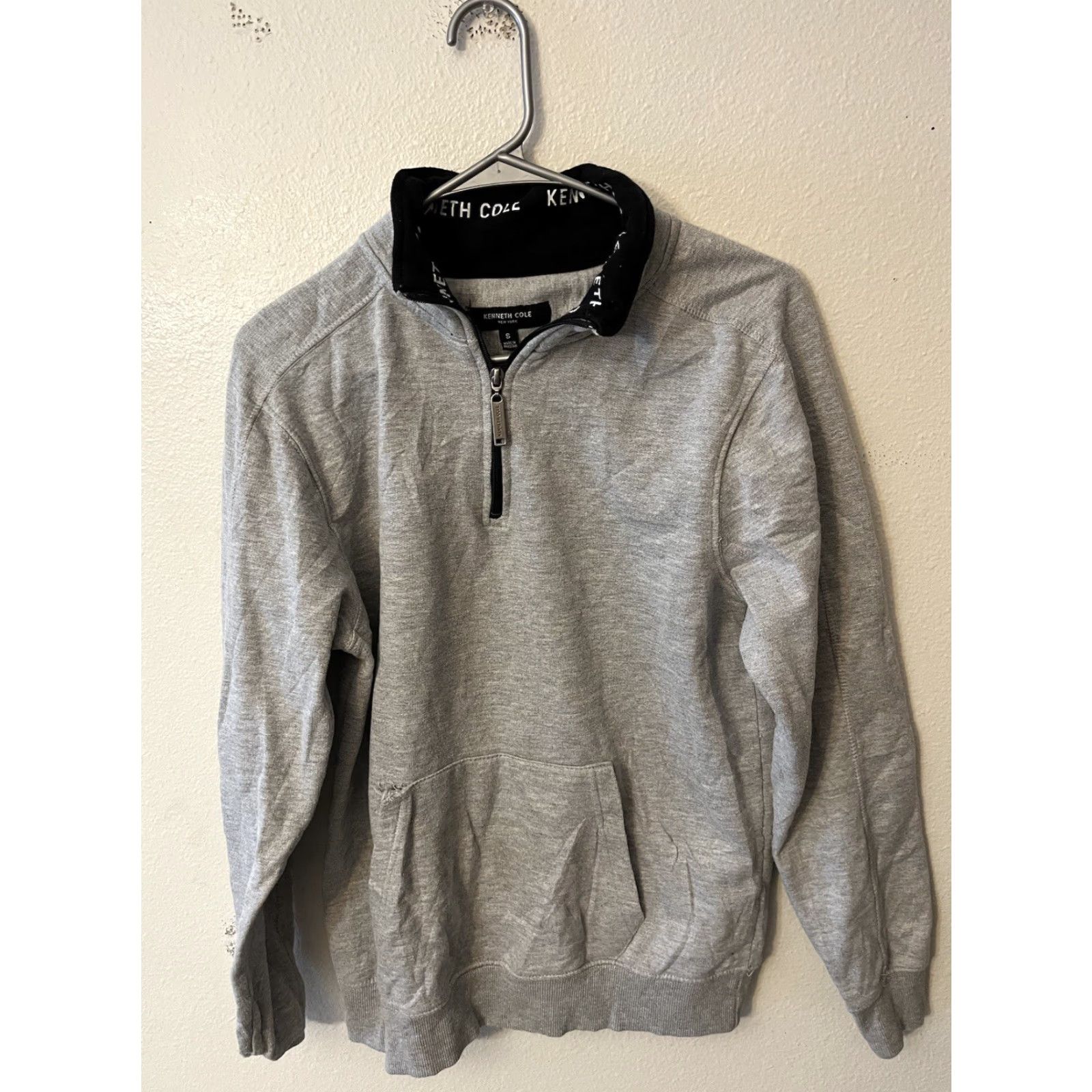 Kenneth Cole Kenneth Cole Mens Hoodie 1/4 Zip Gray Cotton Blend Long Sleeve Small Logo Vintage? No — actually Small Size US S / EU 44-46 / 1 - 3 Thumbnail