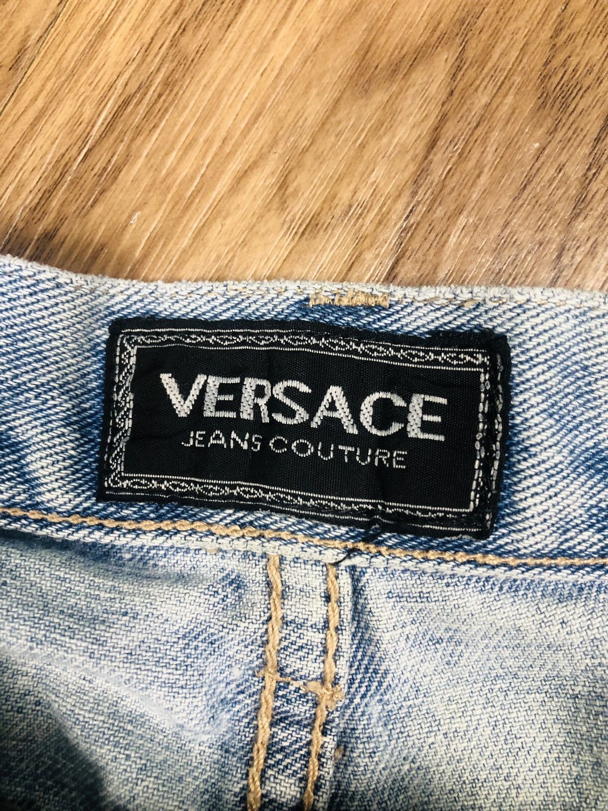 Versace 90s Versace Jeans Couture Straight Leg Denim Light Wash (38) Size US 34 / EU 50 - 12 Thumbnail
