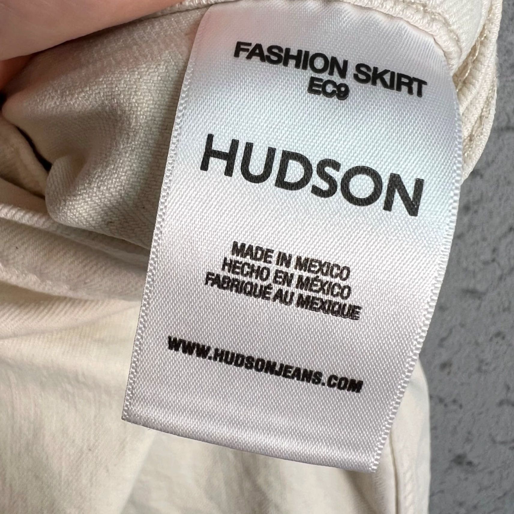 Hudson Hudson Womens Skirt Denim White Mini Short 32 Checked Cotton Lyocell Blend Button Vintage No N/A Size 24" / US 00 / IT 34 - 4 Thumbnail