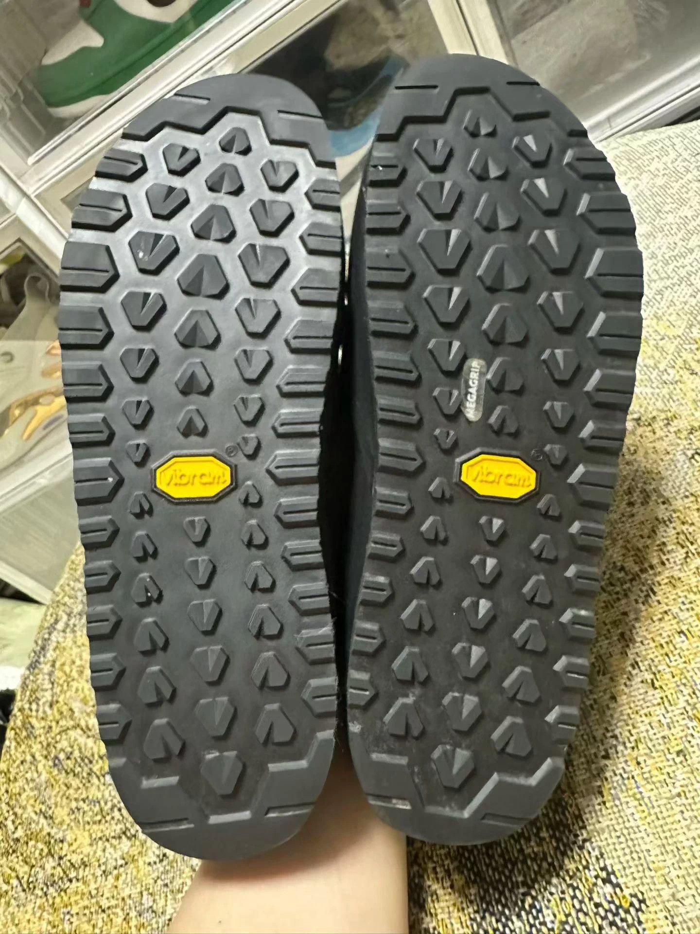 Arc'teryx Arcteryx KRAGG Men's Low Top Casual Grip Black 43 Worn once Size US 10 / EU 43 - 8 Thumbnail