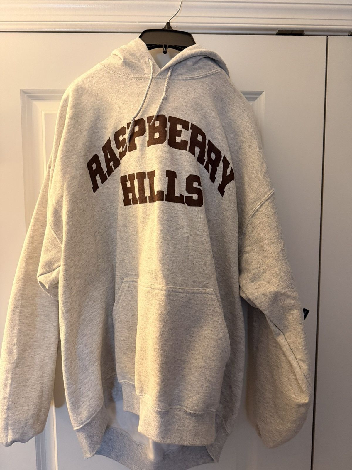 The GV Gallery OG RASPBERRY HILLS HOODIE