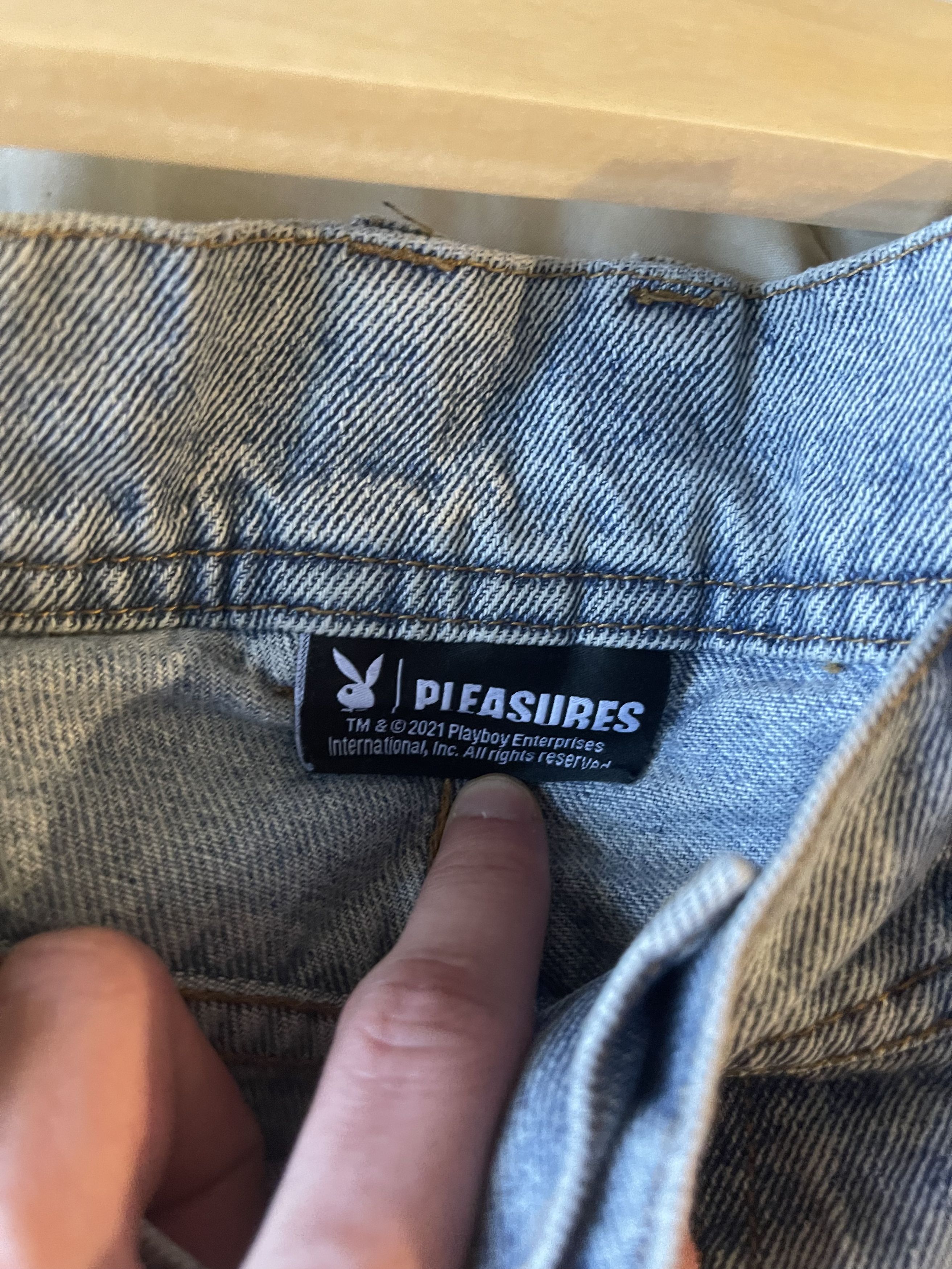 Playboy × Pleasures Pleasures Playboy jeans patch Size US 32 / EU 48 - 5 Thumbnail