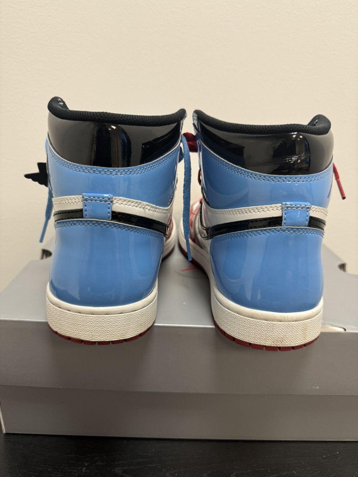 Jordan Brand Jordan 1 Fearless UNC Chigago Size US 10.5 / EU 43-44 - 5 Thumbnail